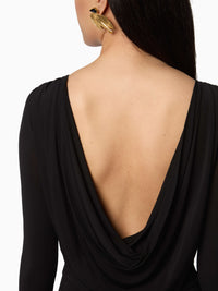 ROBE COURTE ASYMÉTRIQUE