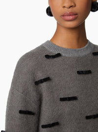 PULL EN MAILLE MÉLANGÉE DE MOHAIR BROSSÉ AVEC NŒUDS EN VELOURS