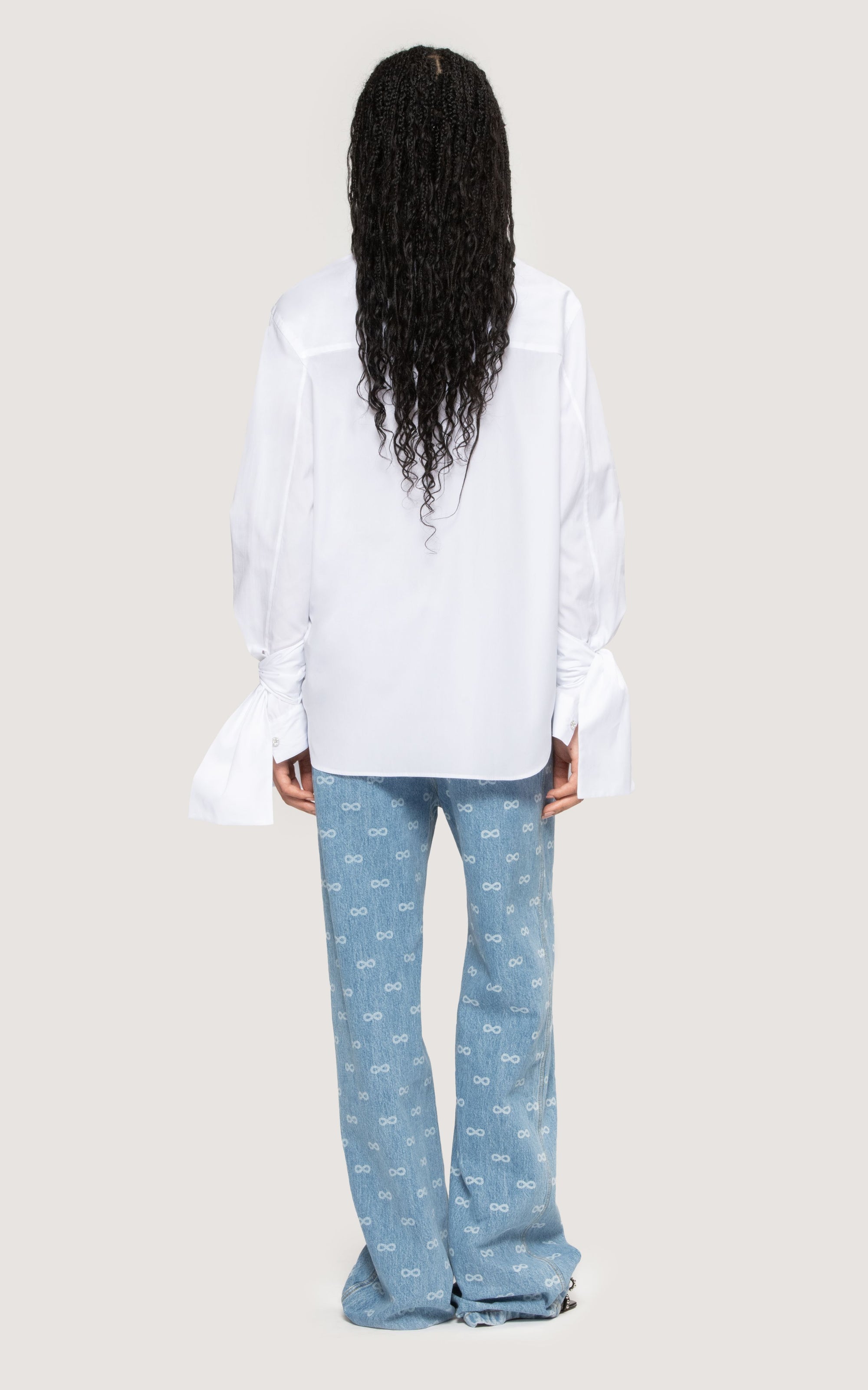 Shirt with rhinestone collar - White