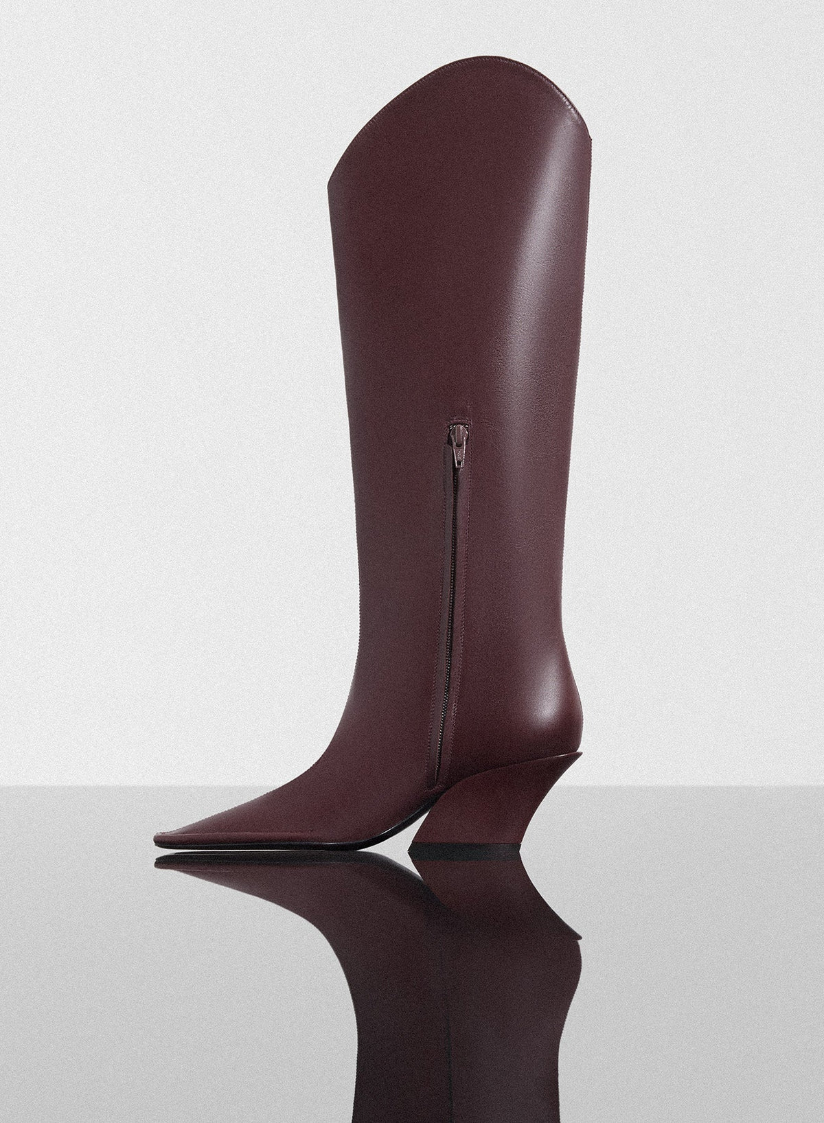 BORDEAUX // burgundy Santiag boots