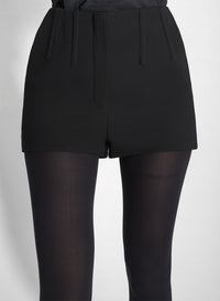 BLACK // black tailored boned shorts