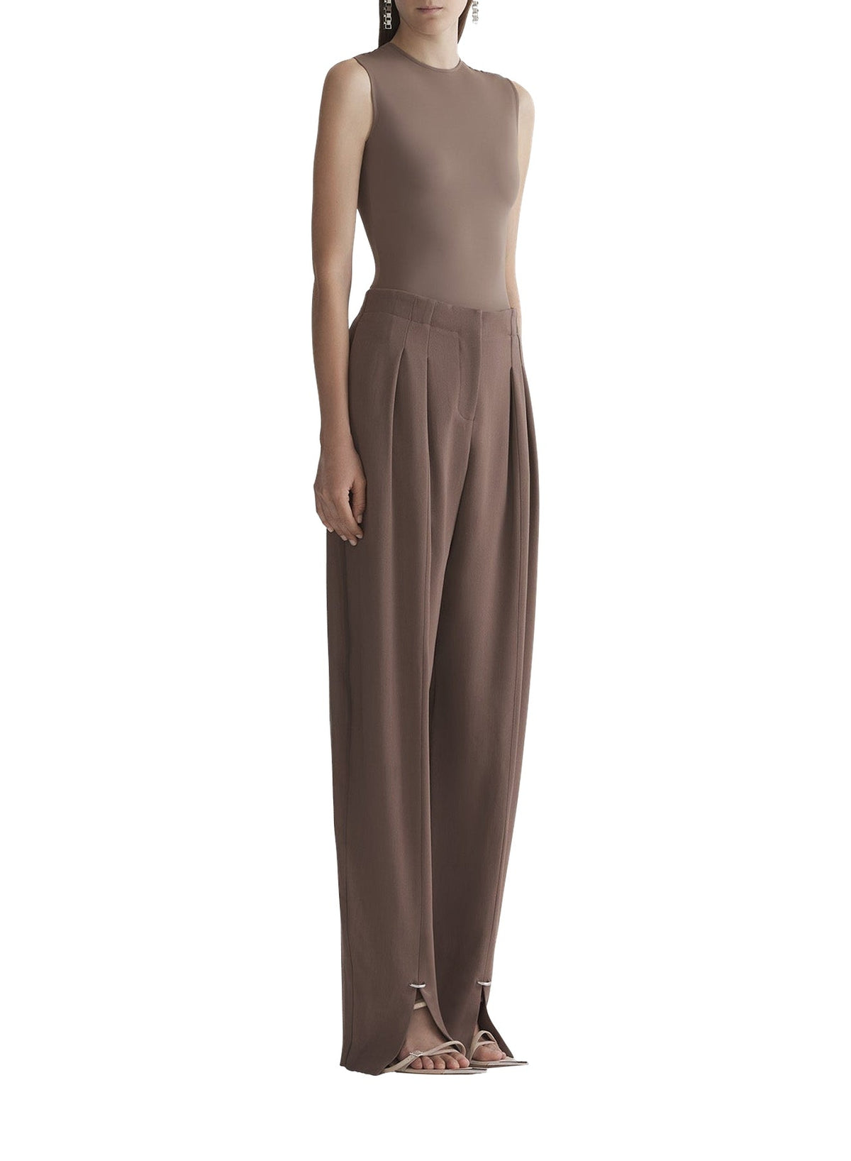 MOCHA // brown sleeveless shoulder logo bodysuit