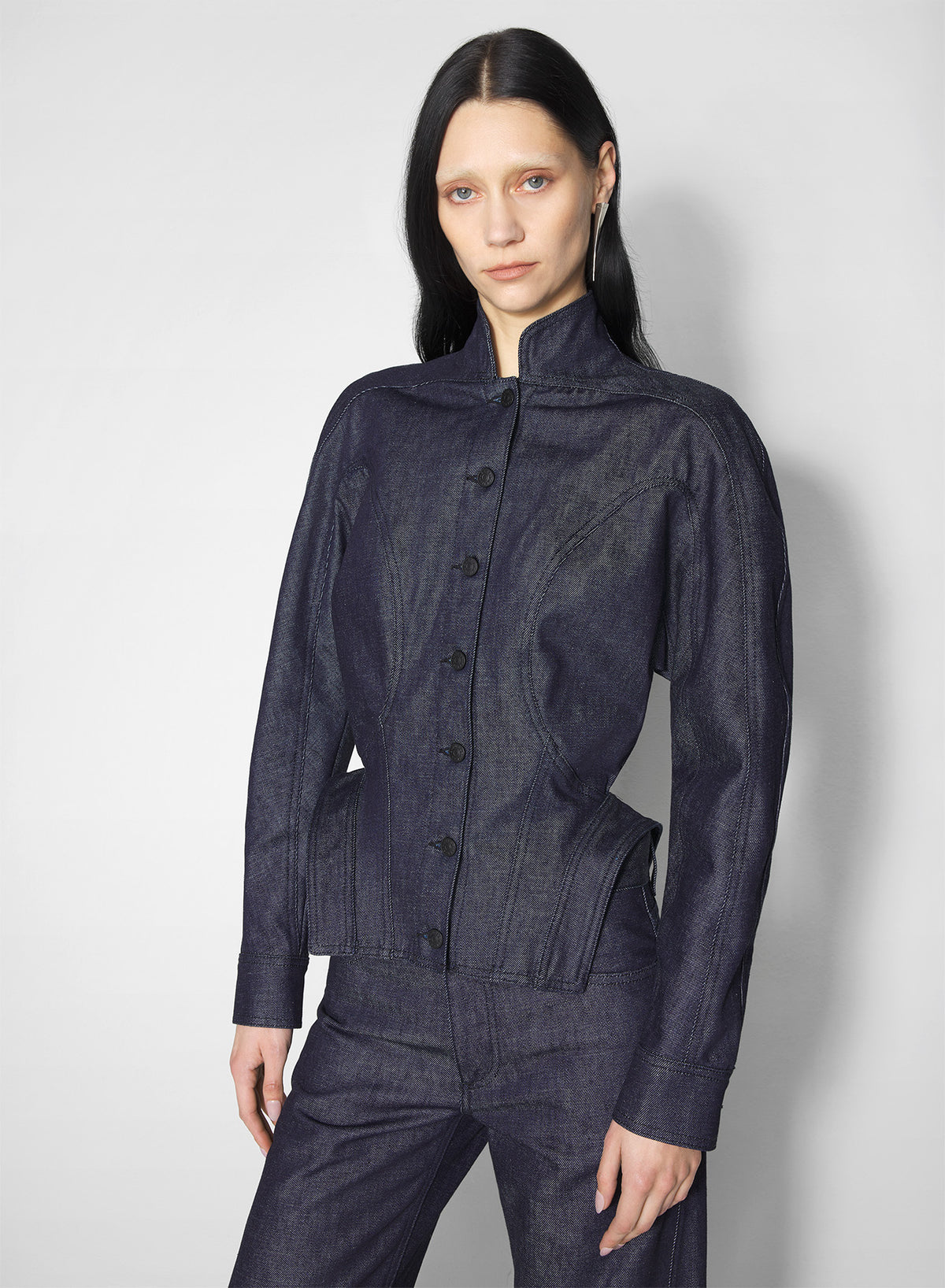 Veste sculpturale en denim brut - Raw Blue