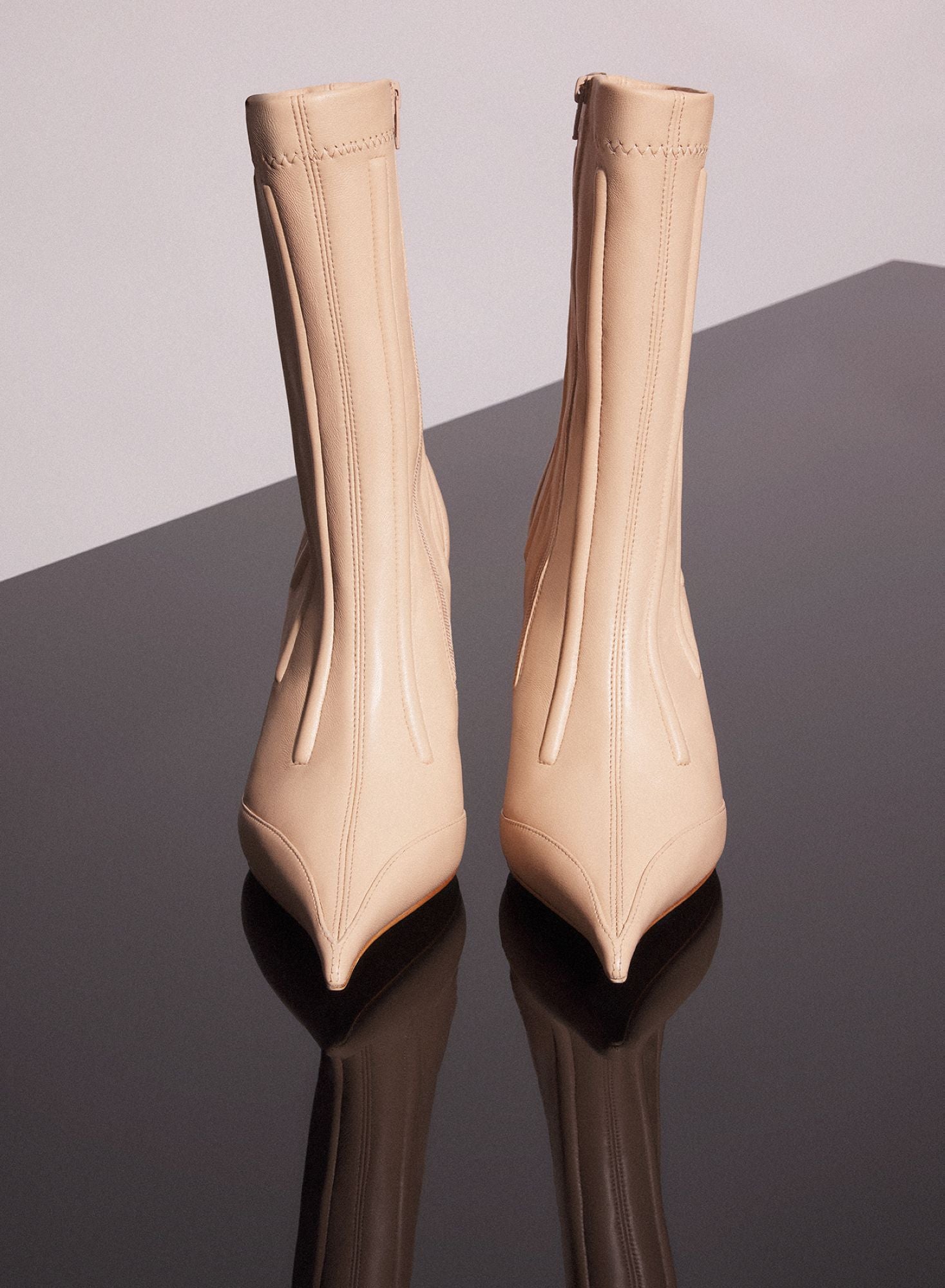 NUDE BONED LEATHER FANG 95 ANKLE BOOTS