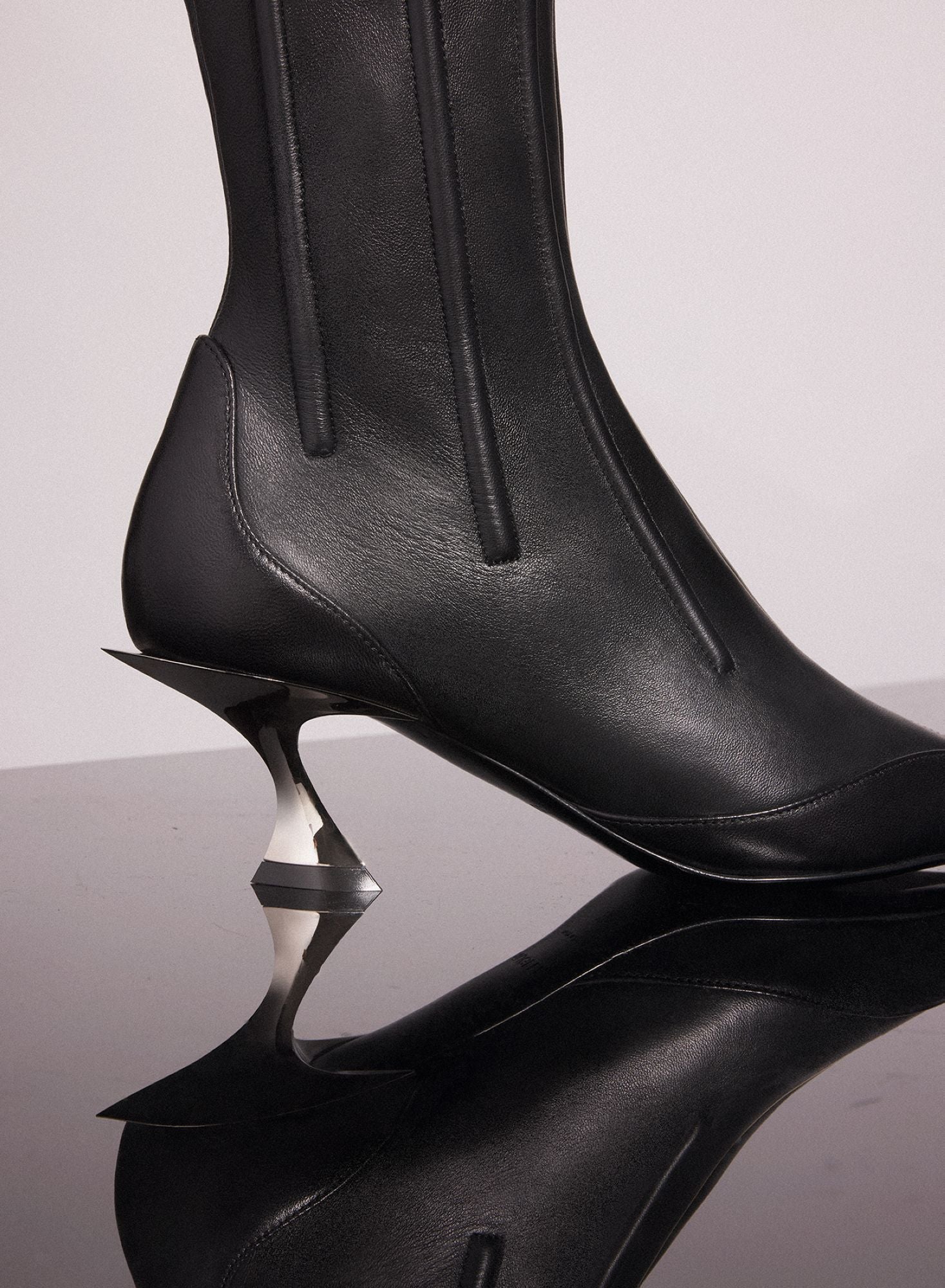 NUDE BONED LEATHER FANG 55 ANKLE BOOTS