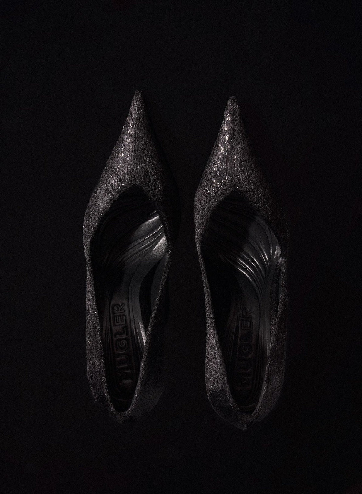 BLACK // black leather faux fur glittered fang 95 pump