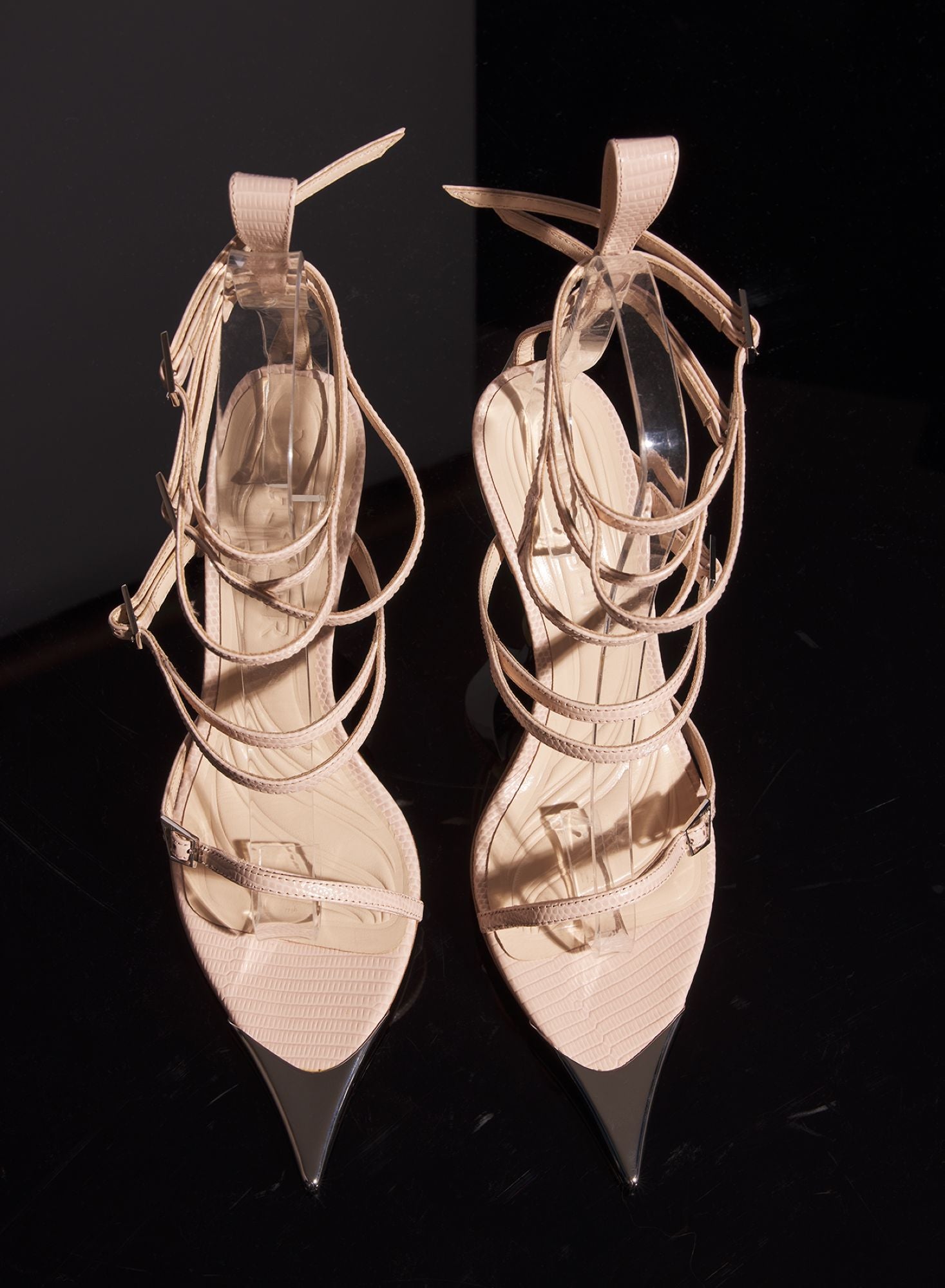 STRAPPY CEMENT PINK LEATHER FANG 95 SANDALS