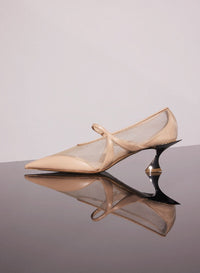 NUDE // nude mesh fang 55 ballerina