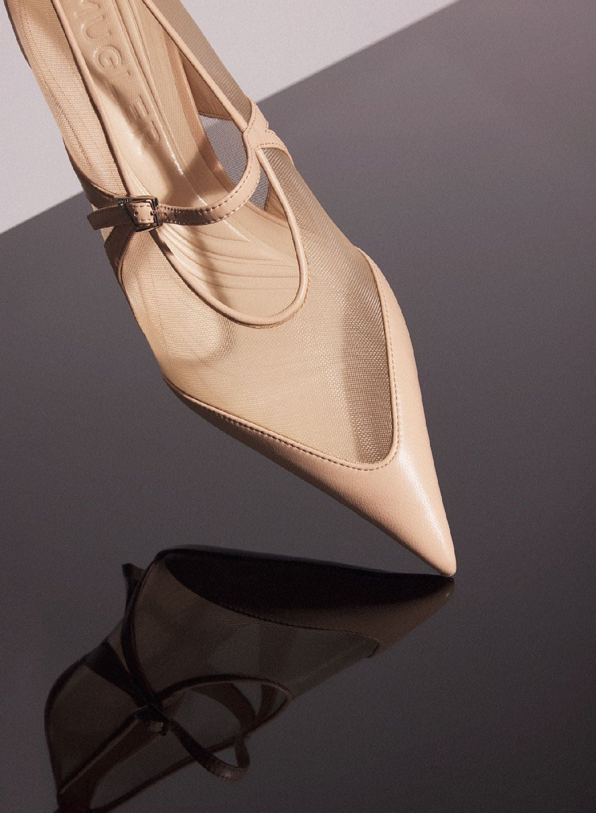 NUDE // nude mesh fang 55 ballerina