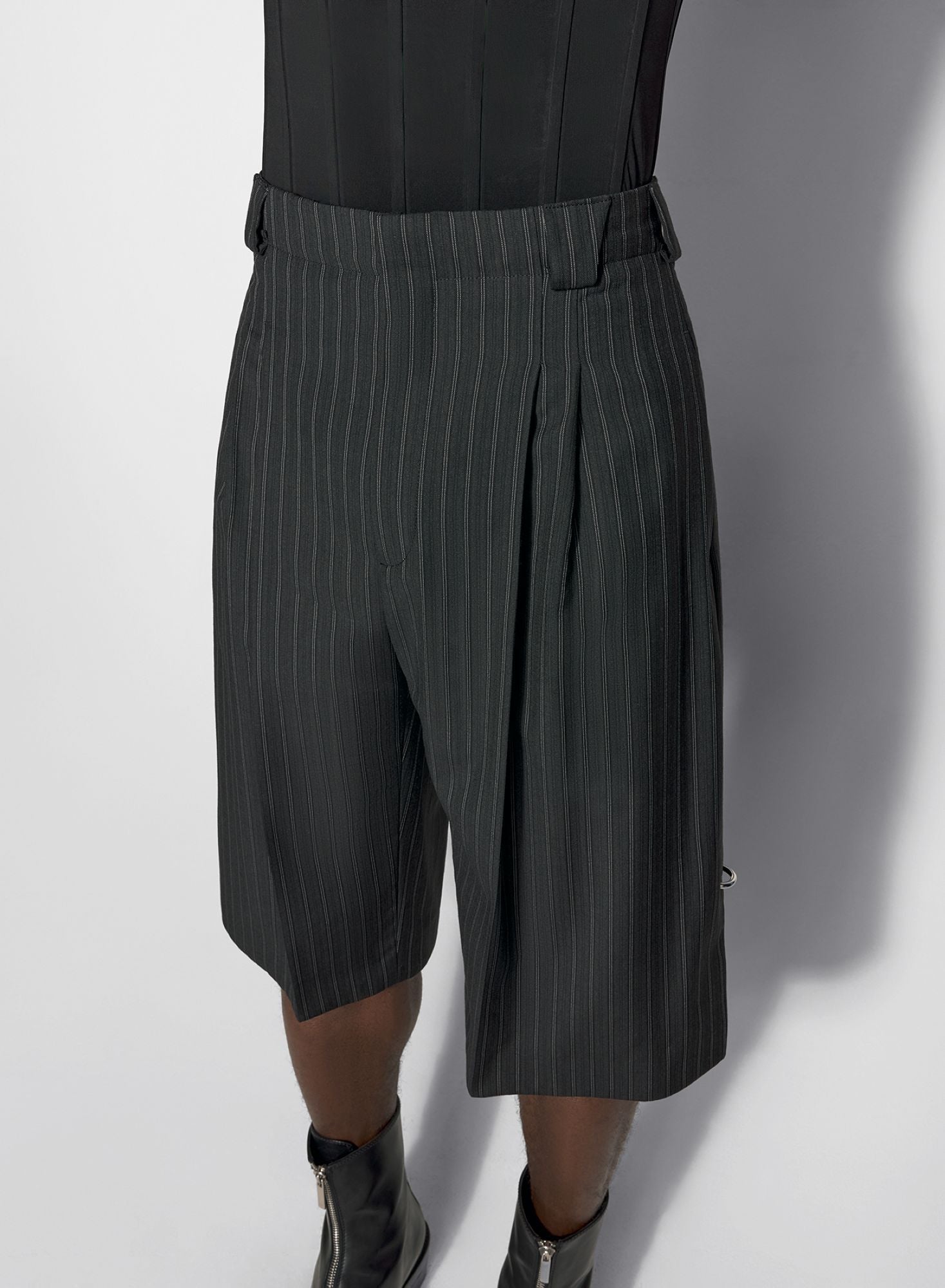 PINSTRIPE PIERCED TAILORED SHORTS