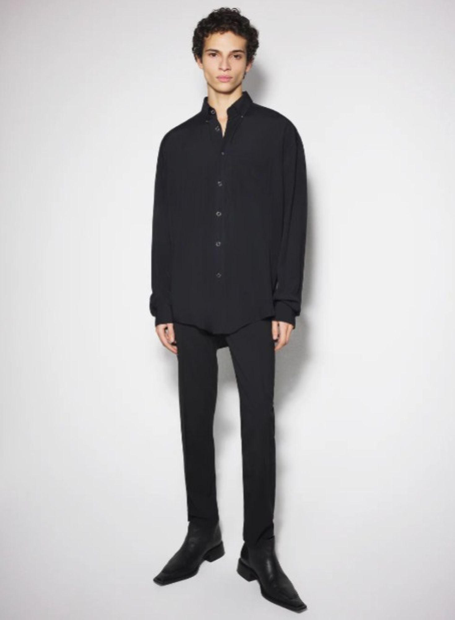 BLACK PIERCED SHIRT