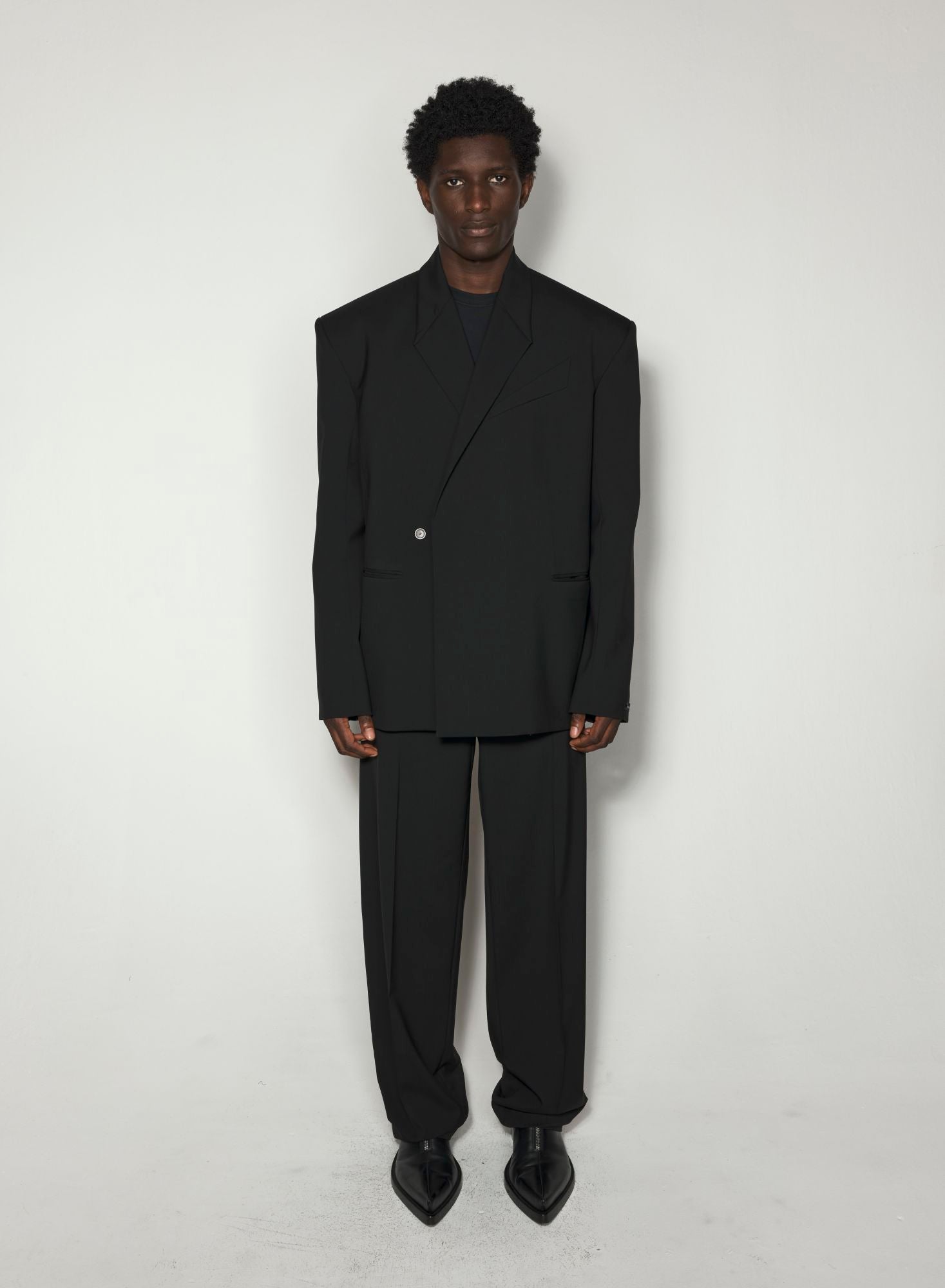 BLACK OVERSIZED TAILORING JACKET