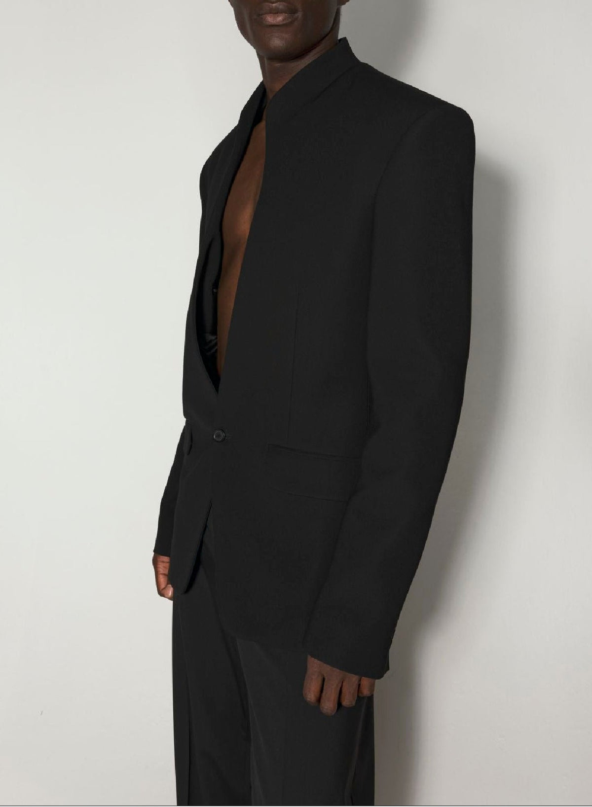 BLACK // black collarless tailored jacket