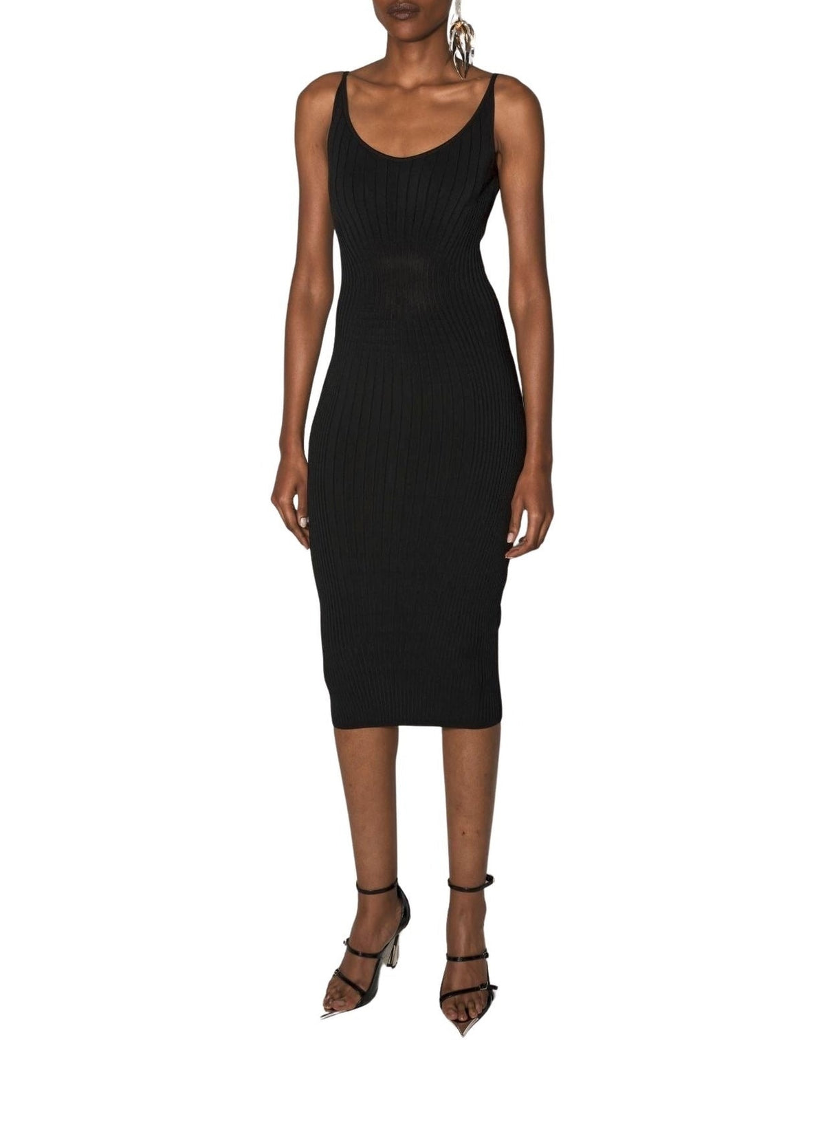 BLACK // black scultping knit dress