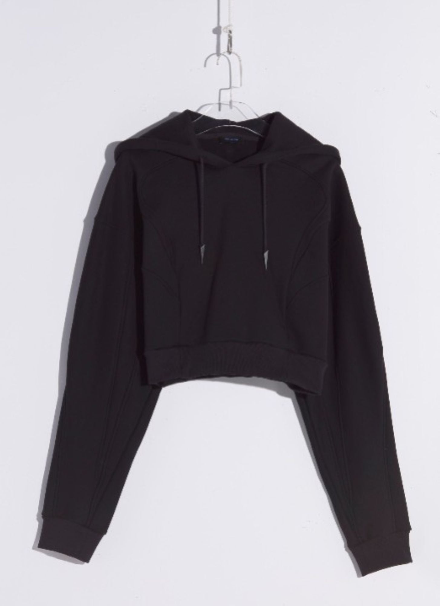 BLACK SPIRAL CROPPED HOODIE