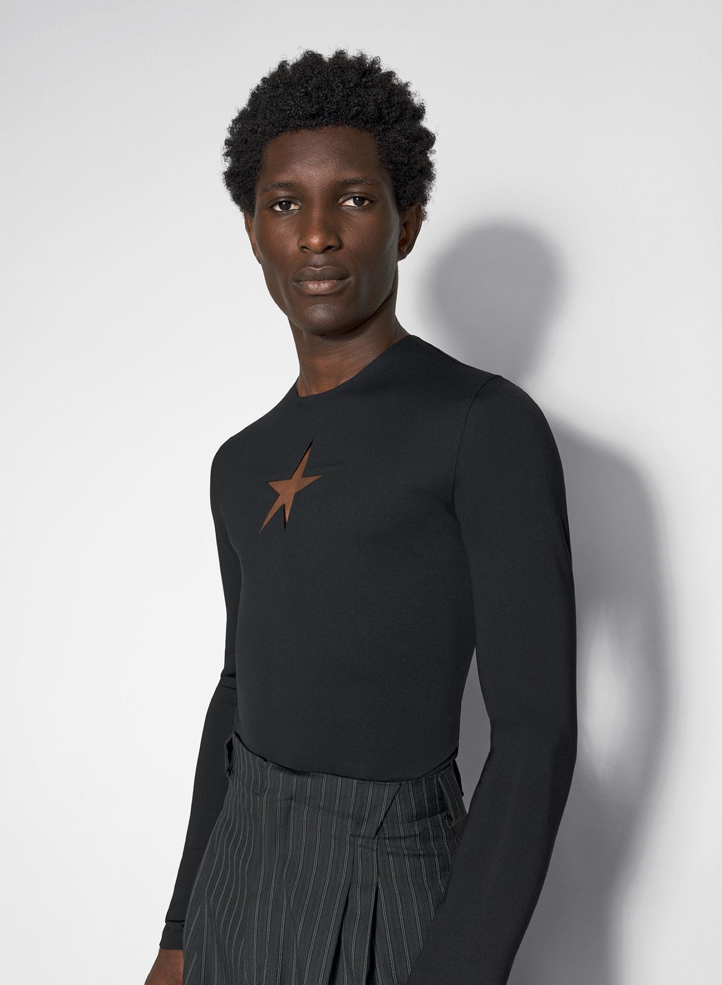 BLACK STAR TOP