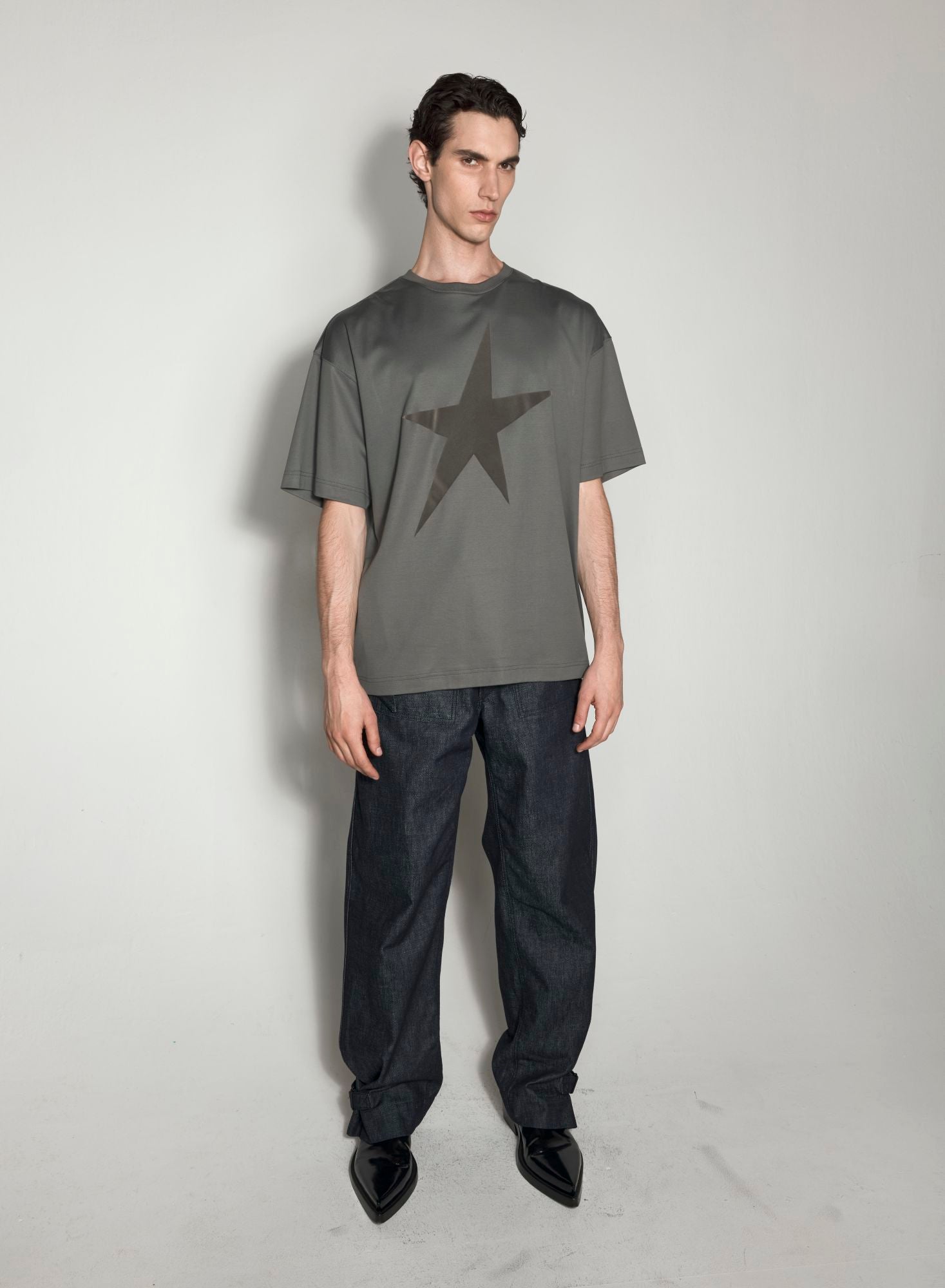 BLACK VELVET STAR T-SHIRT