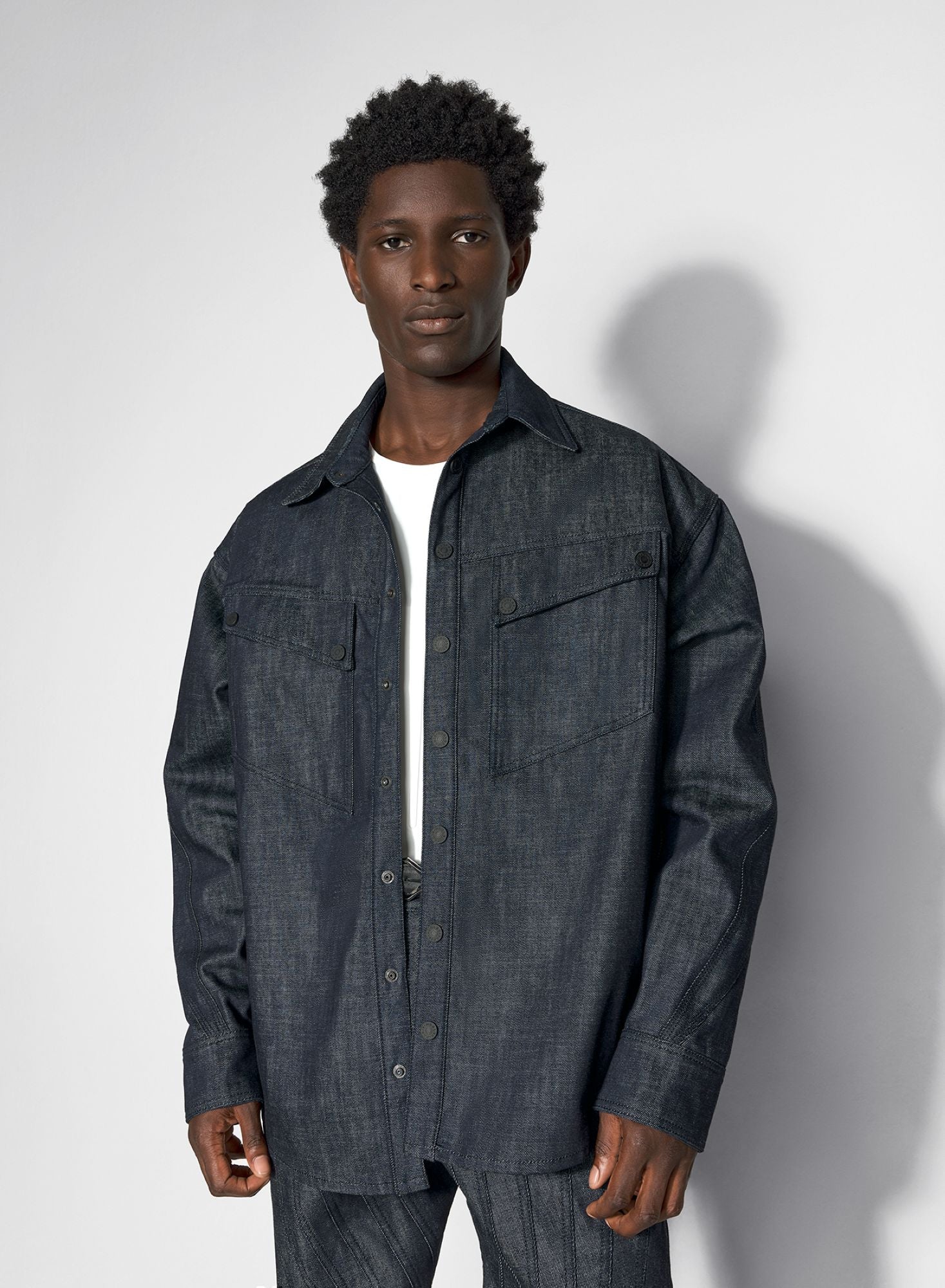 OVERSIZED RAW DENIM SHIRT