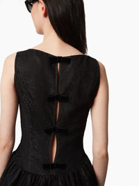 MINI-ROBE À DÉCOLLETÉ CARRÉ - Noir
