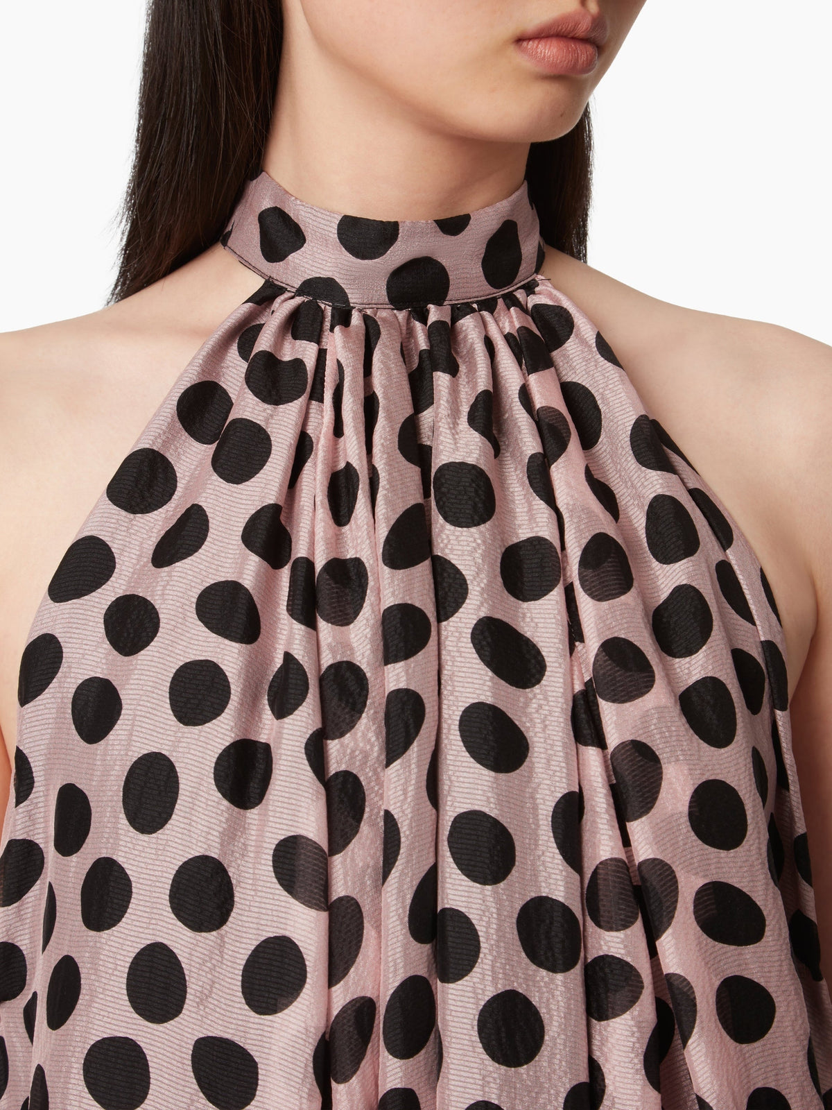 MINI-ROBE À COL HALTER AVEC PÉPLUM