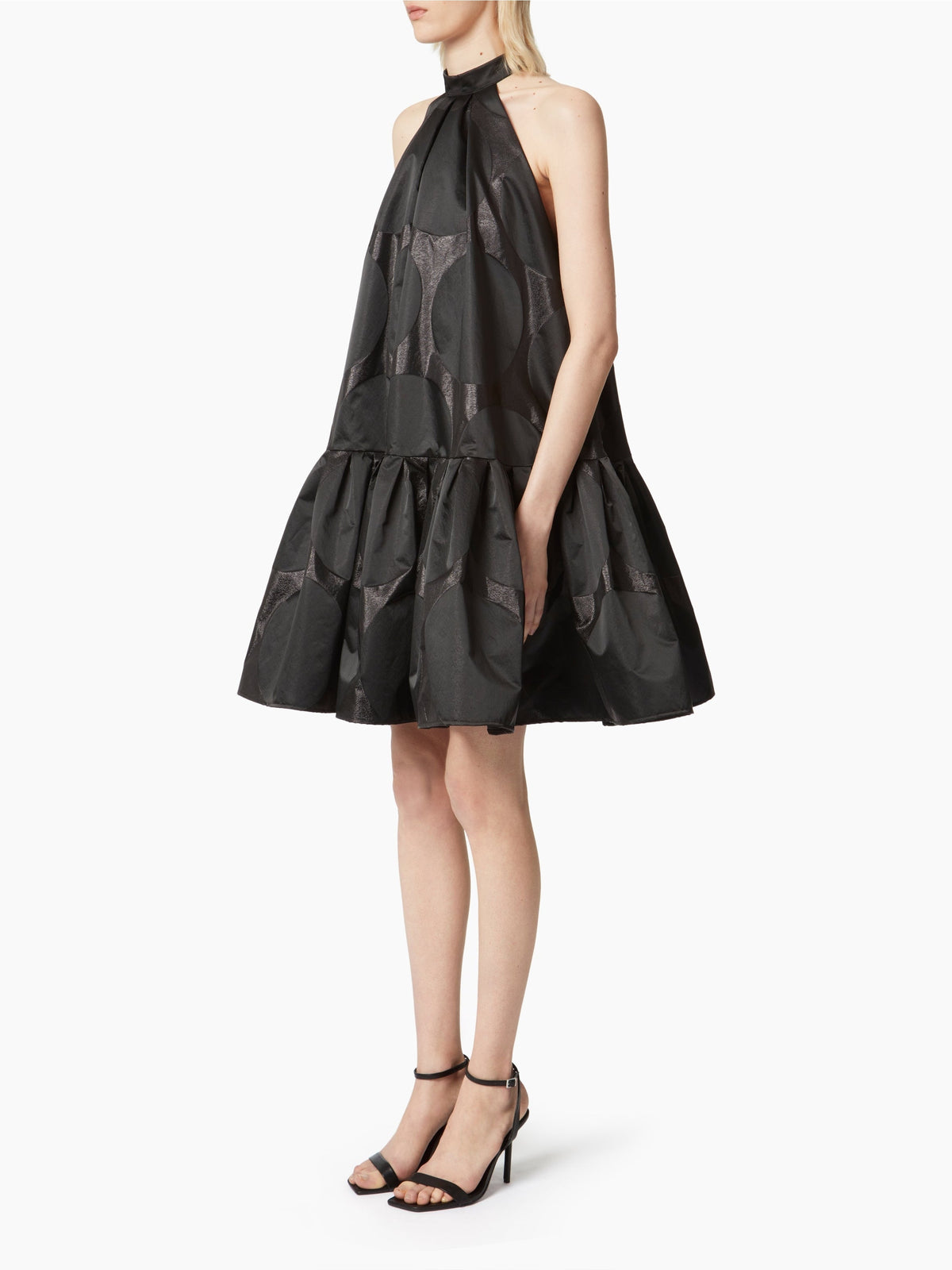 MINI-ROBE À DÉCOLLETÉ CARRÉ