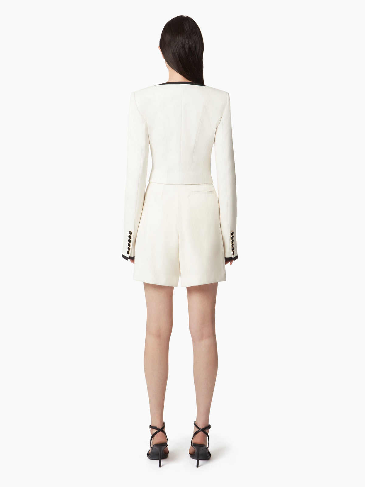 VESTE COURTE À ENCOLURE RONDE
