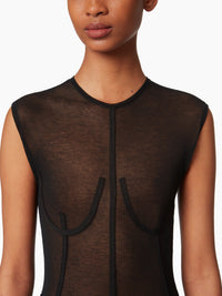 TENUE TRANSPARENTE AVEC DÉTAILS COUTURE