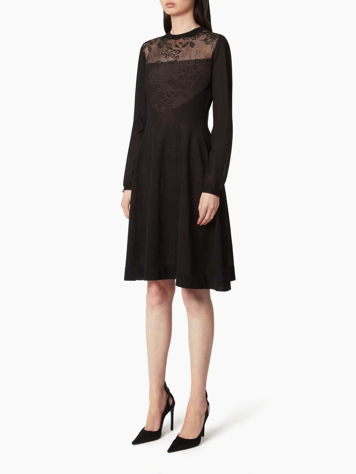 ROBE MIDI TRICOTÉE AVEC INCERTS EN DENTELLE
