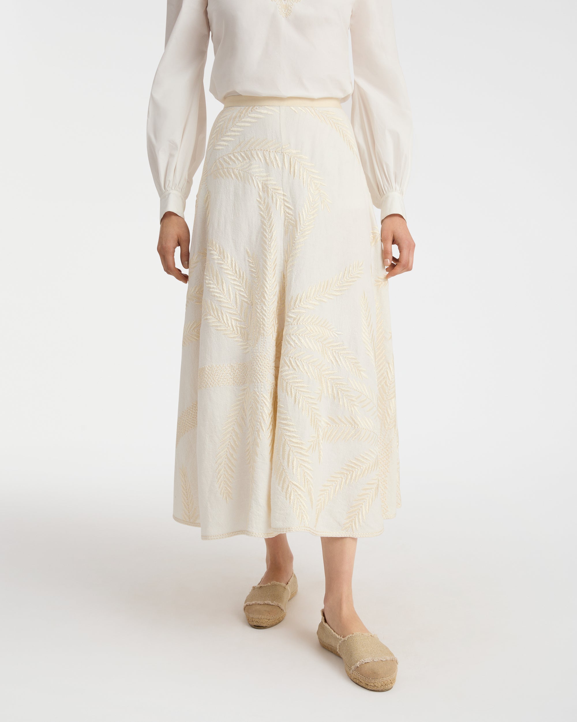 Tasha long skirt in linen - White