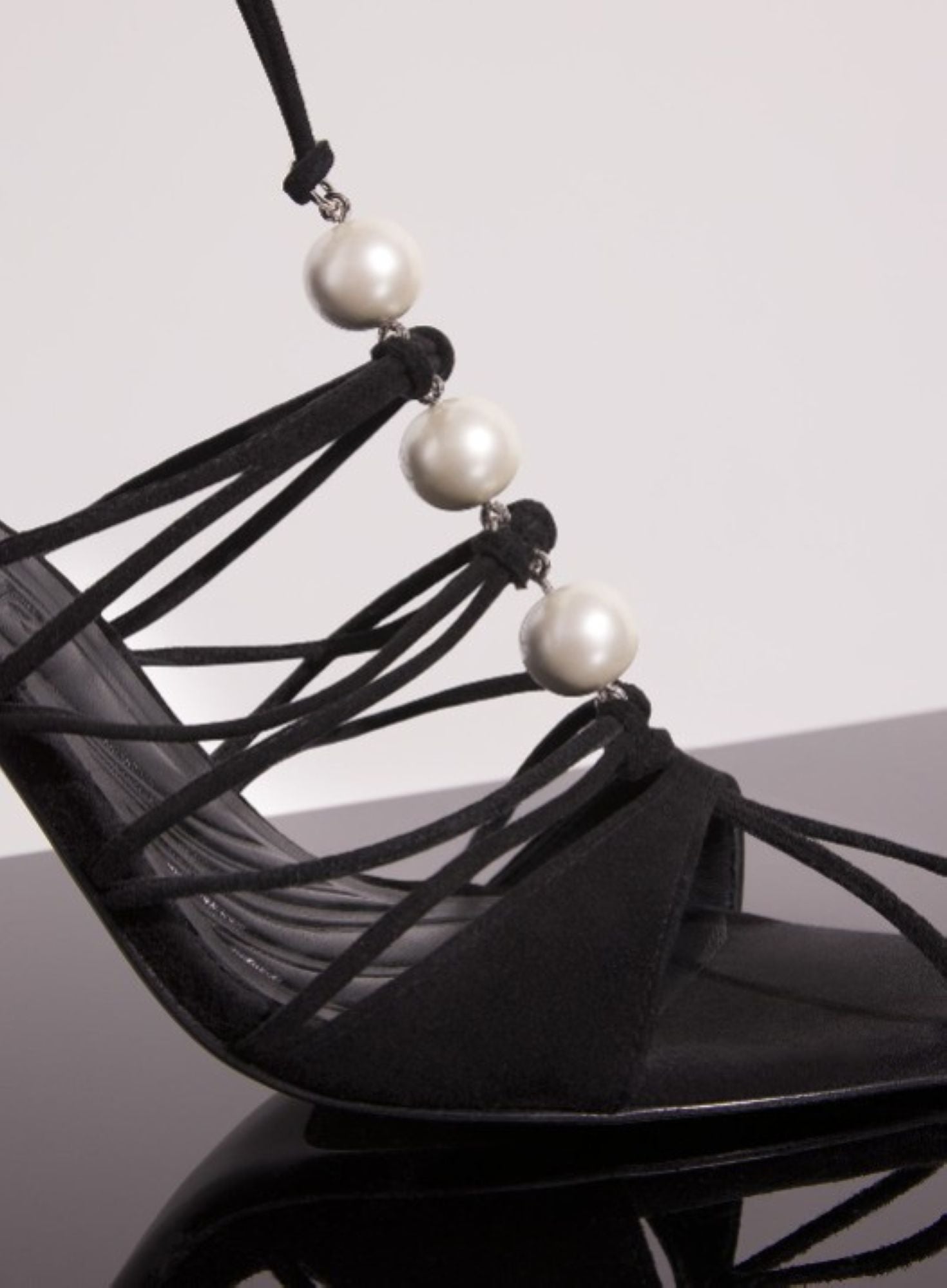 BLACK LACED FANG 95 SANDALS