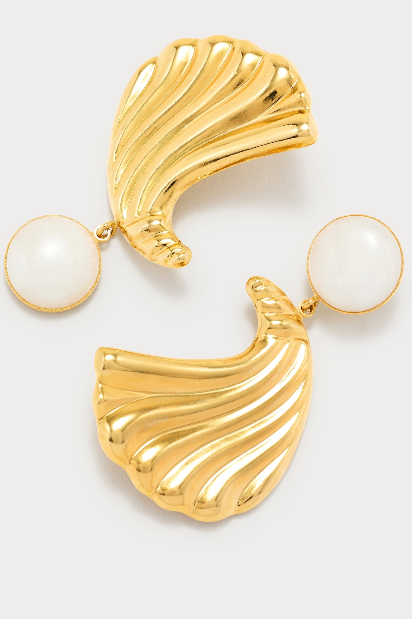 15qty NEW / WHITE SONIA CROISSANT STONE RETAIL boucles d'oreilles asymétriques avec pierres
