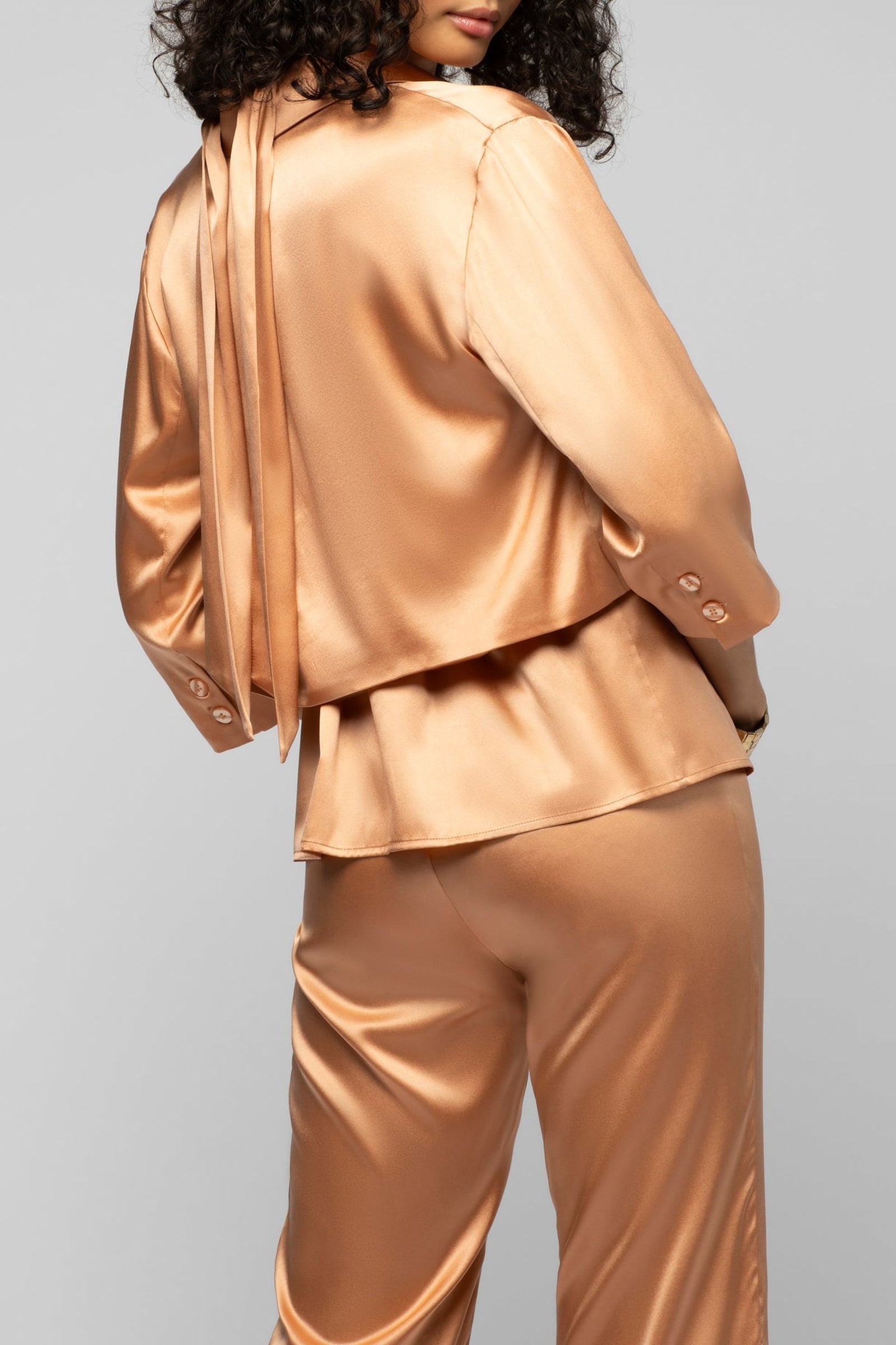 Vaicha short silk jacket inspired by a man's jacket - Camel