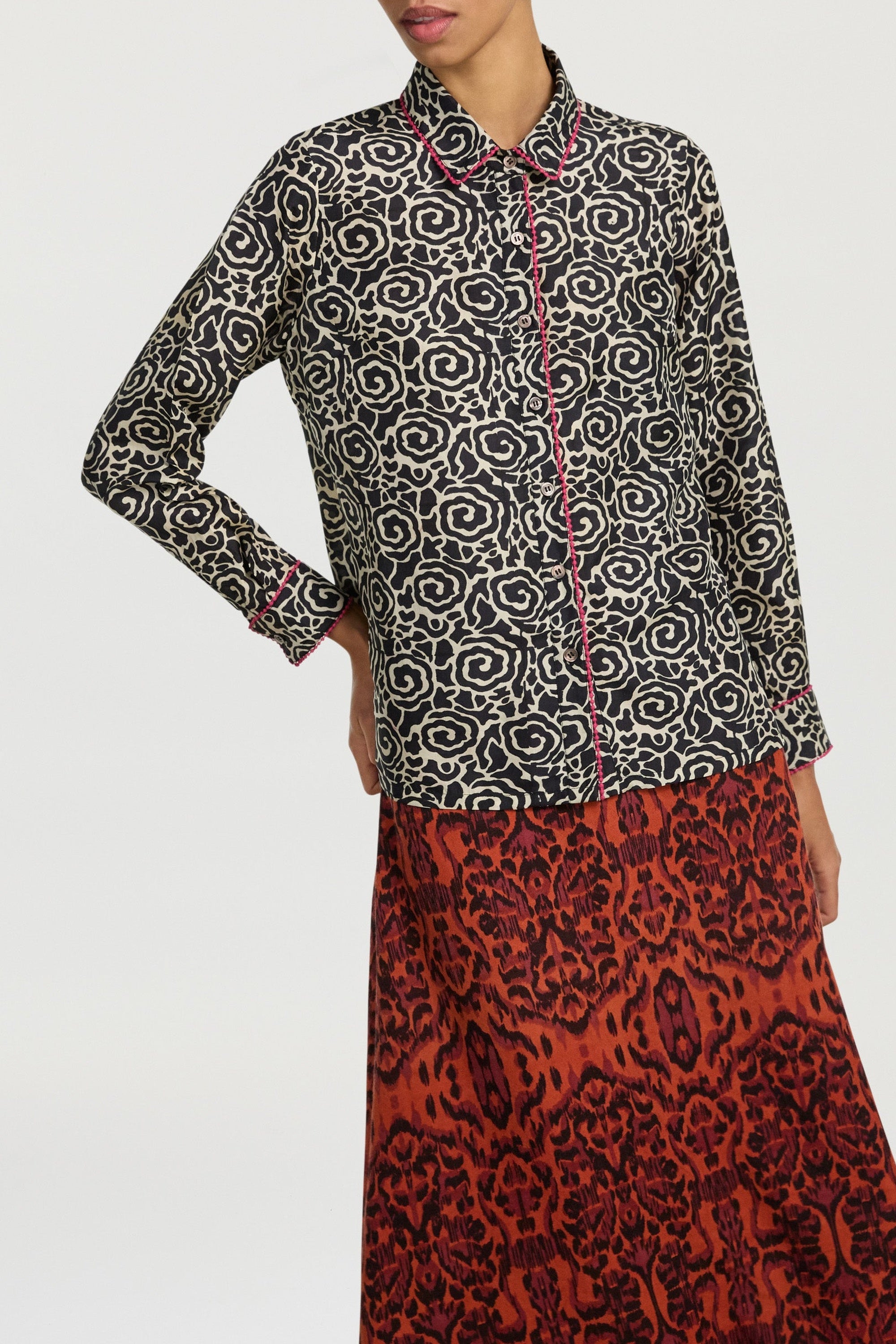 Bella long-sleeved silk shirt - Neutral