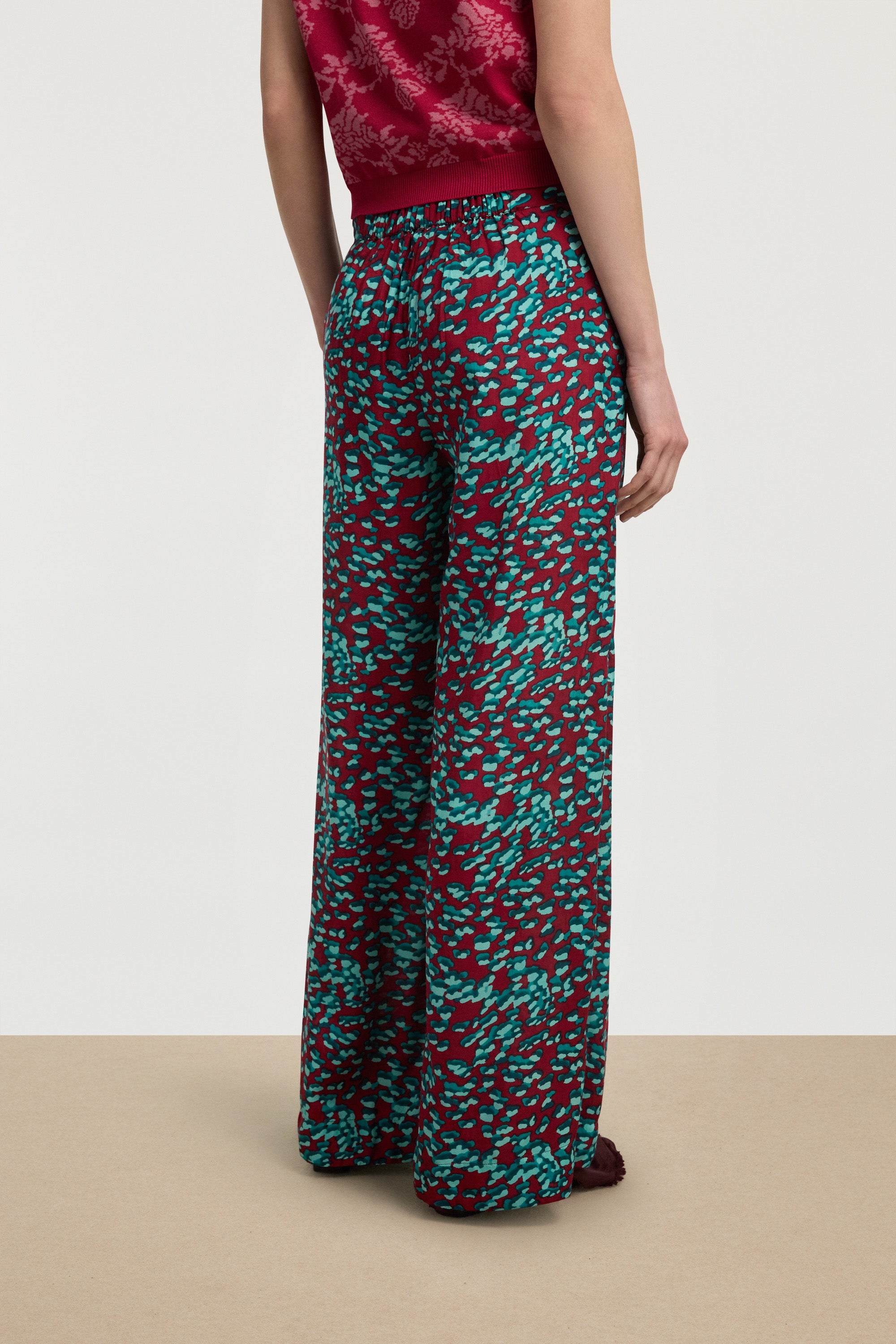 RECO PRIX : 132,5 // Myanmar Pant Ito Jakucho Red