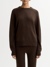 Boyfriend-style round-neck cashmere jumper - Brown