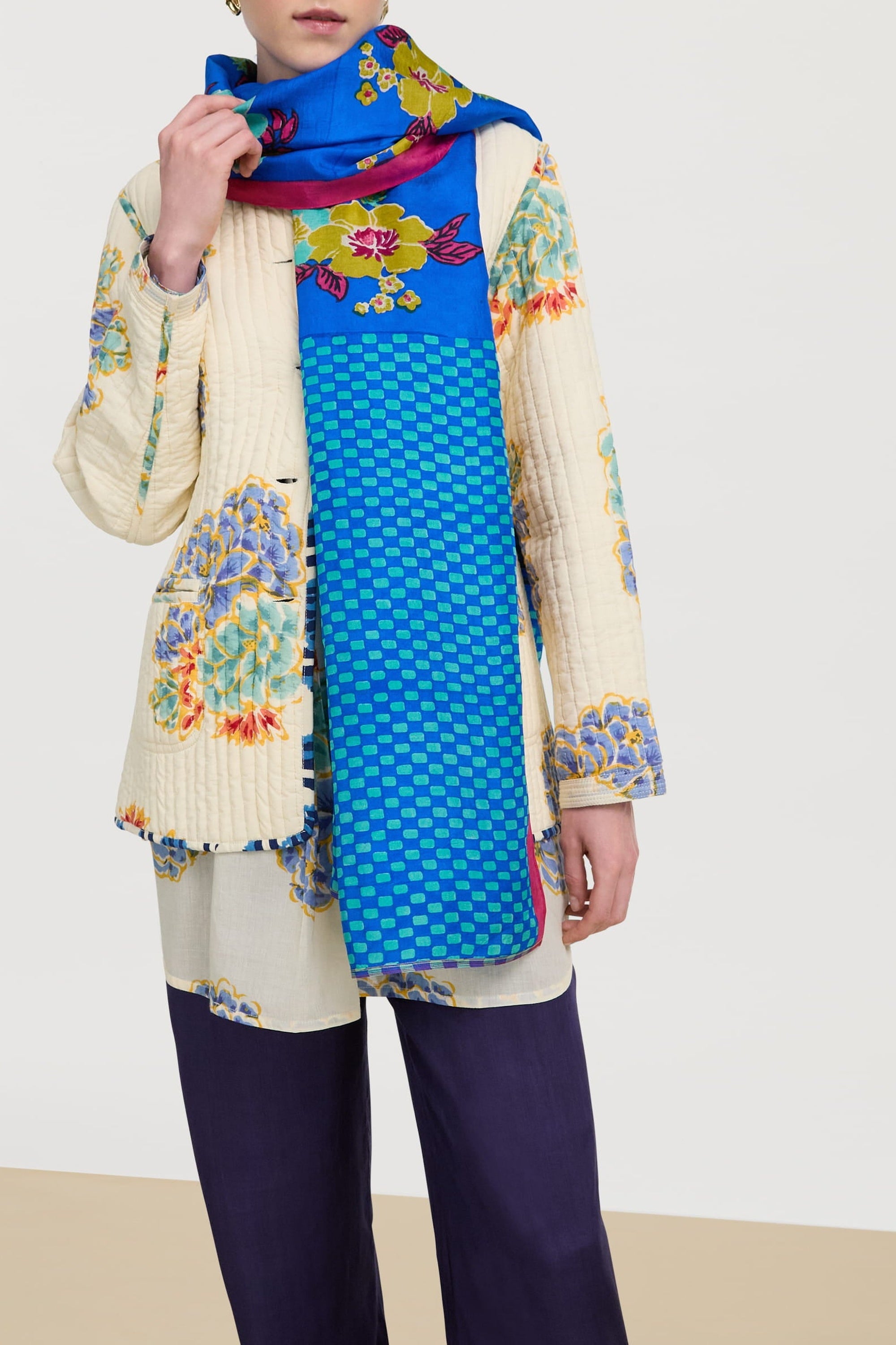 Dandelion silk shawl - Blue