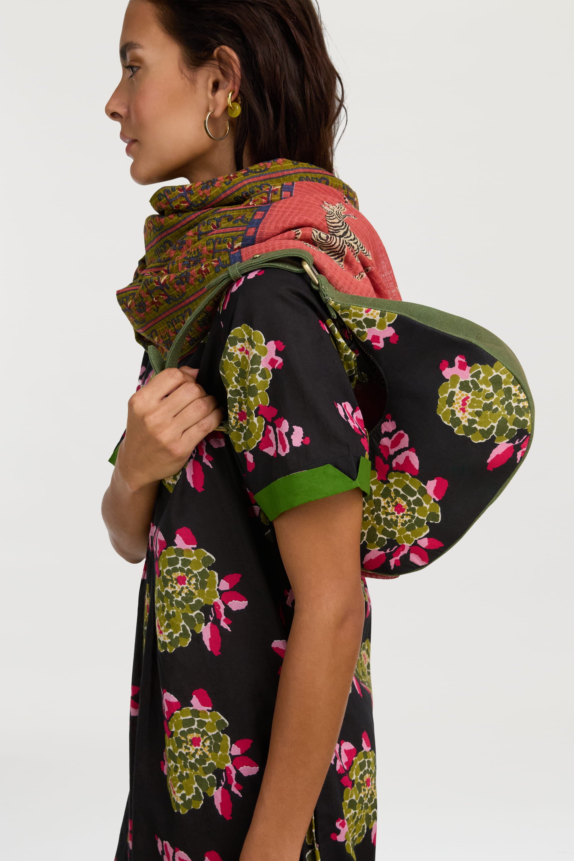 RECO PRIX : 117 // Halfmoon Bag Suiko Flower Black
