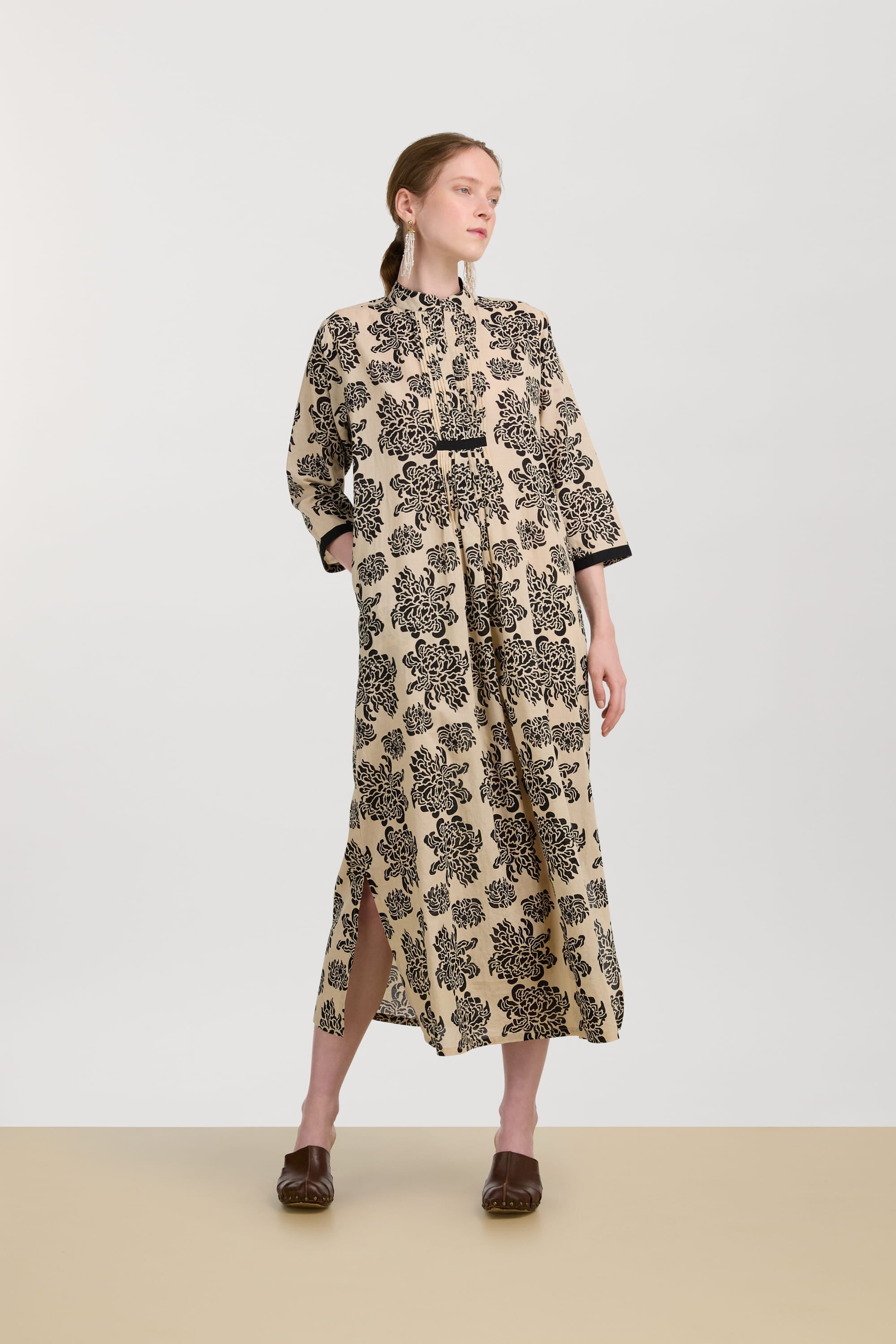 RECO PRIX : 199,5 // Mirte Kaftan Naoshima Black