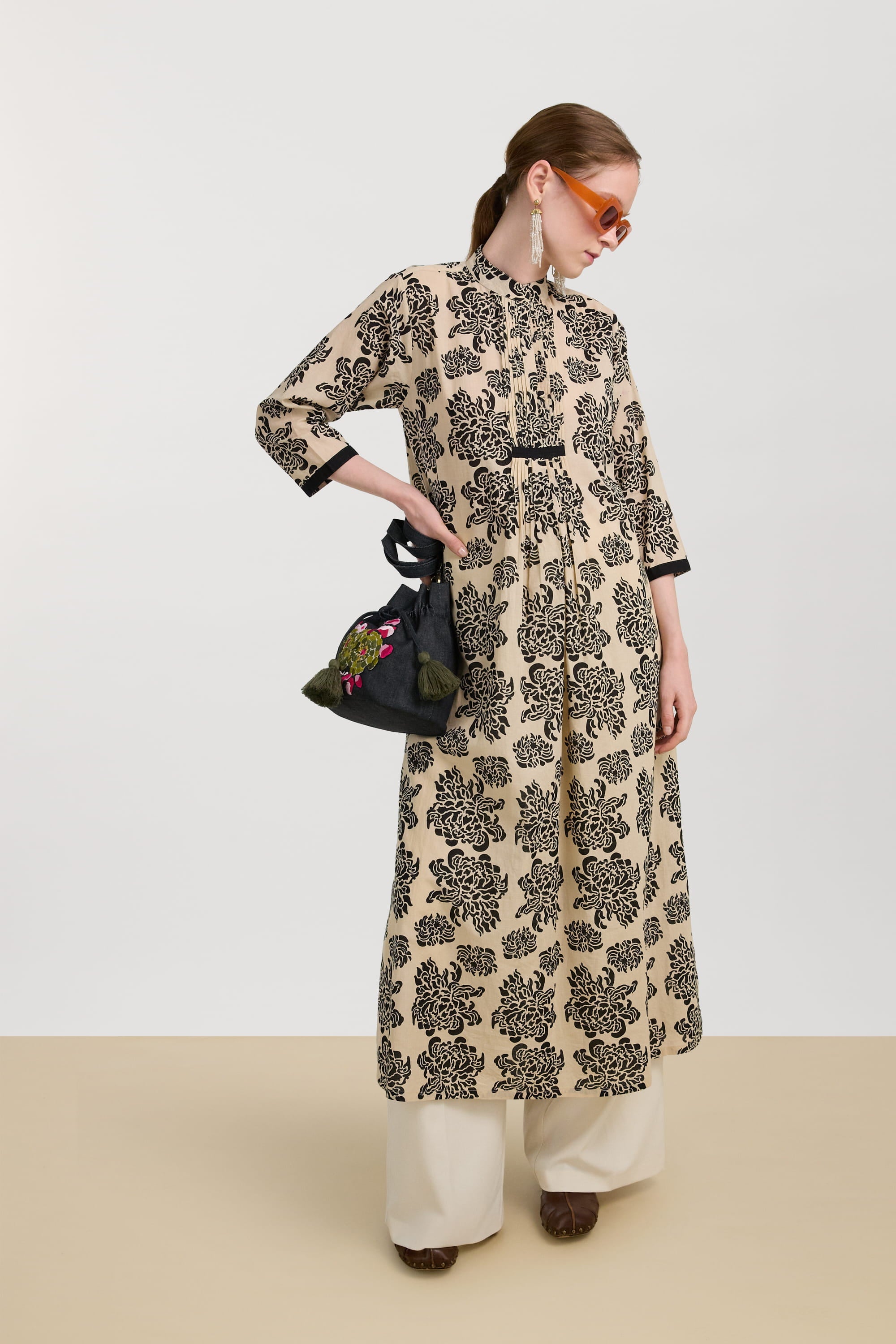 RECO PRIX : 199,5 // Mirte Kaftan Naoshima Black