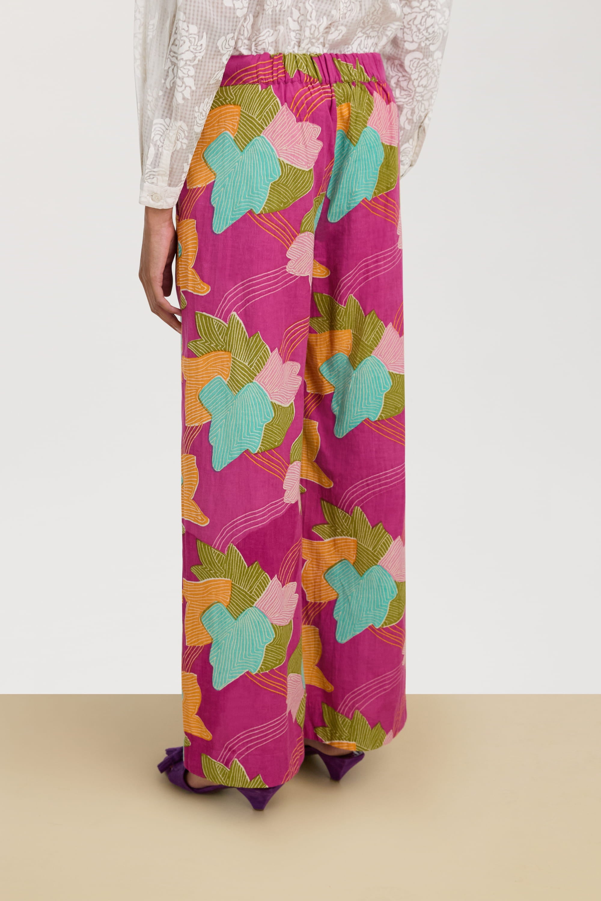 RECO PRIX : 162 // Myanmar Pants Akira Rany