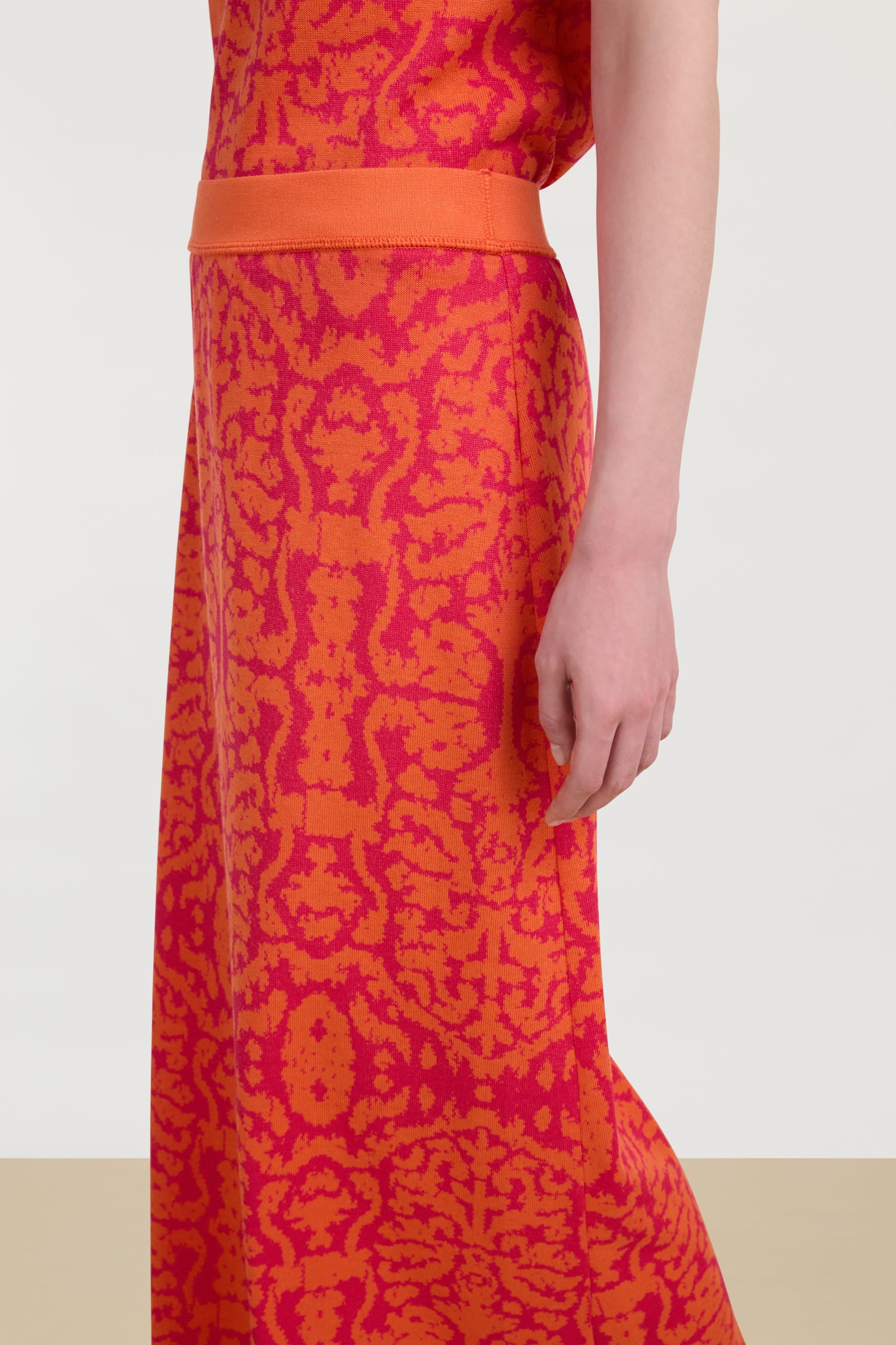 RECO PRIX : 225 // Theresa Skirt Damask Design Orange