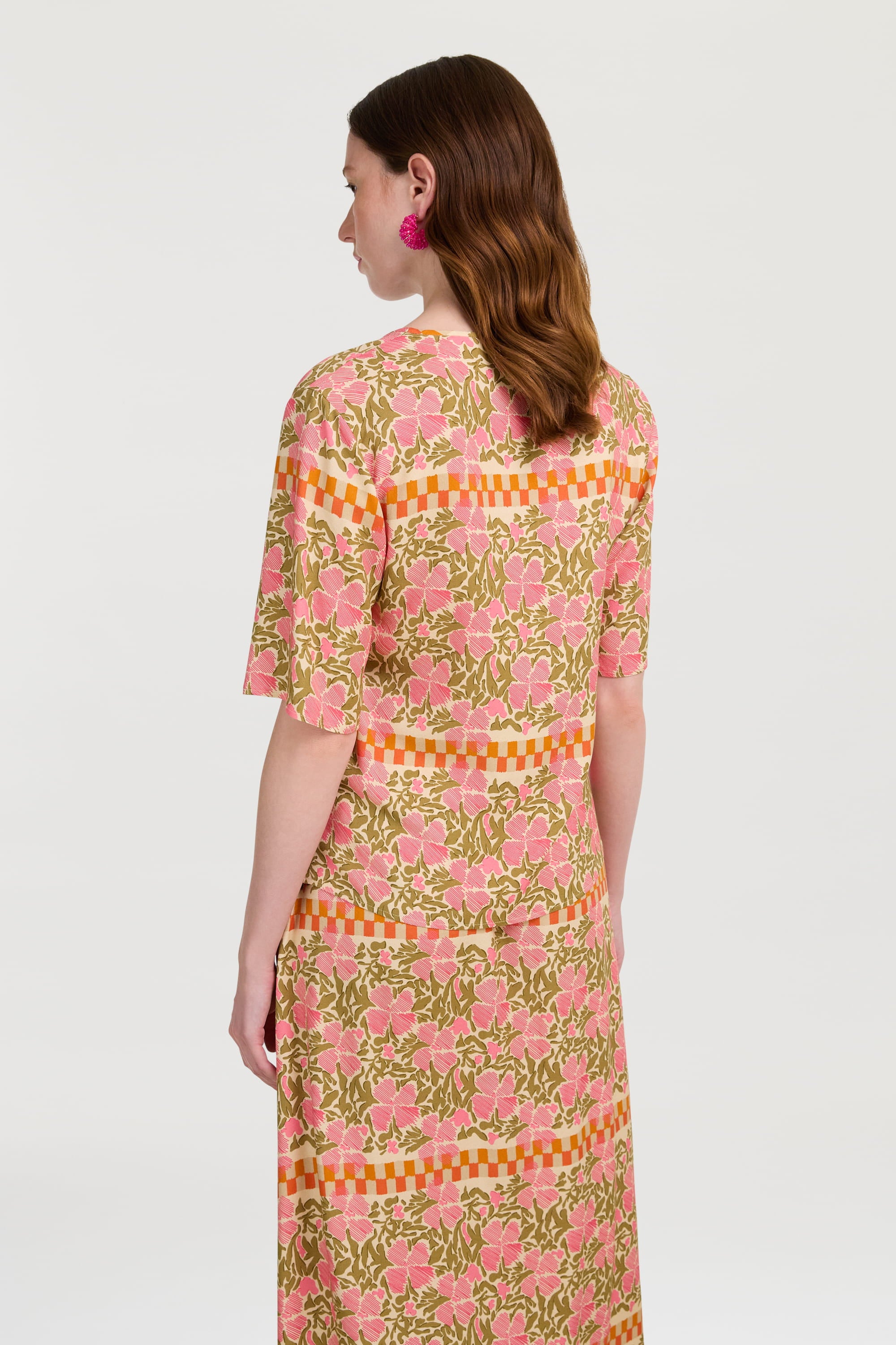 RECO PRIX : 141 // T Shirt V Neck Japan Bounch Pink