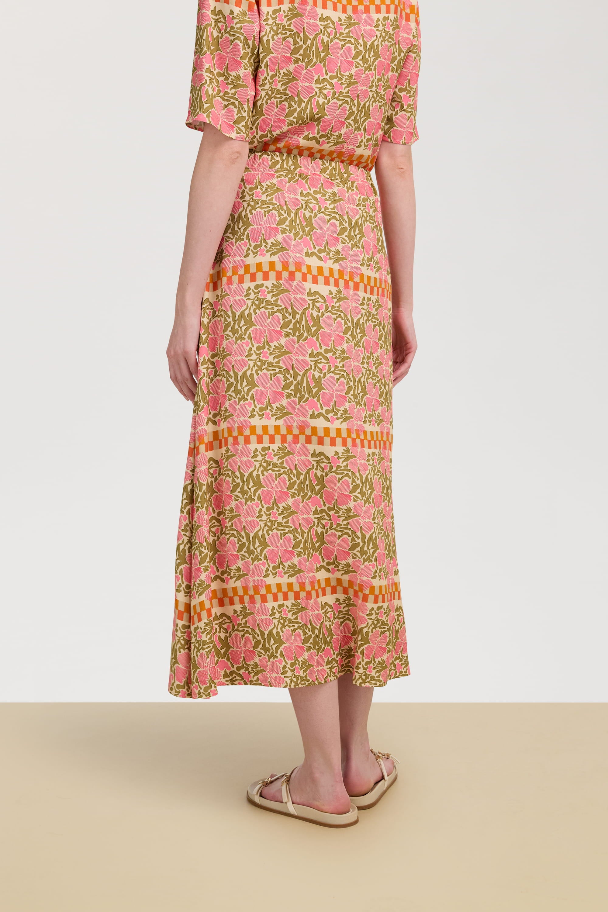 RECO PRIX : 207 // Tulip Skirt Japan Bunch Pink