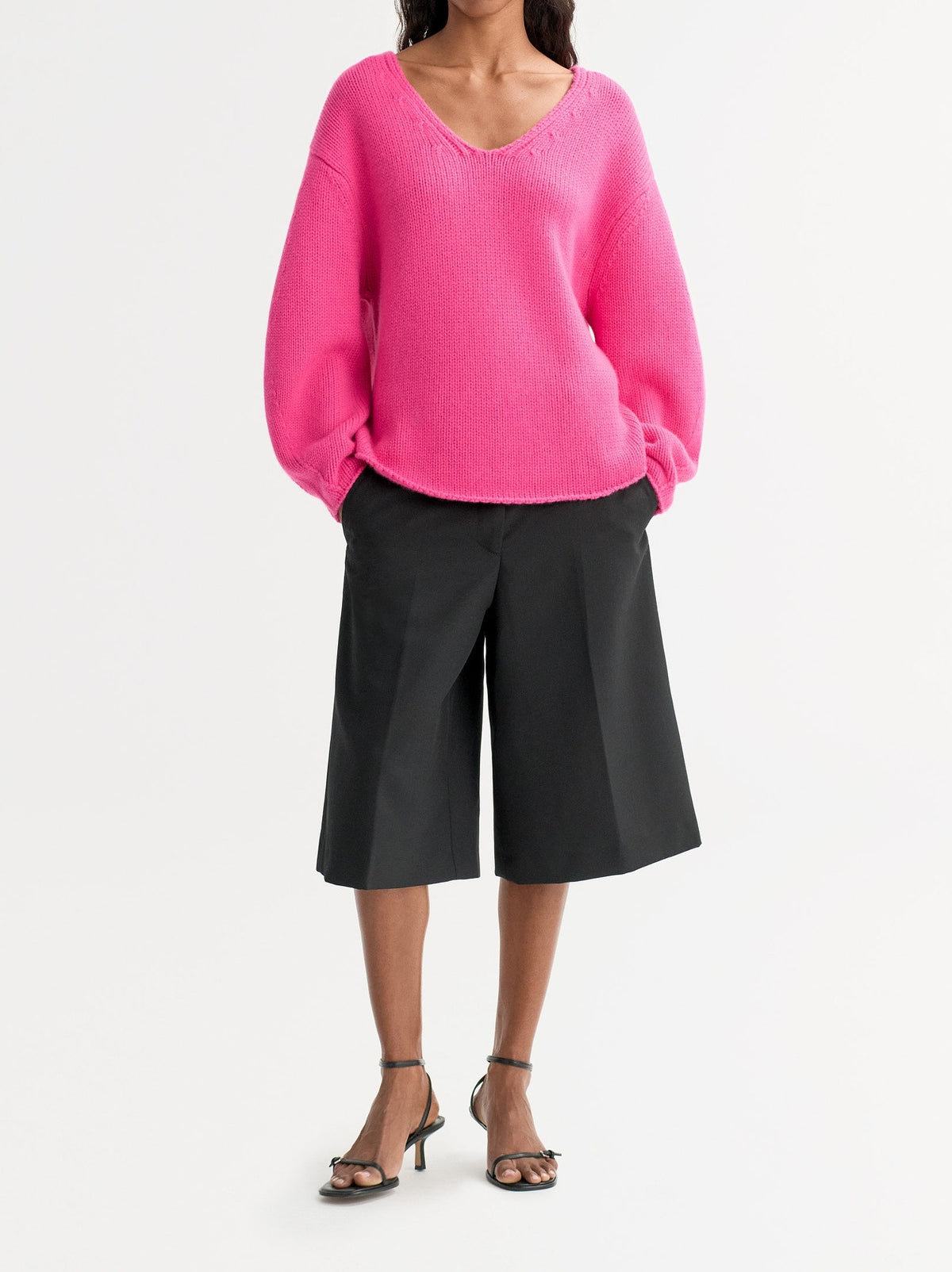 V-neck top with puff sleeves in cashmere - Pink