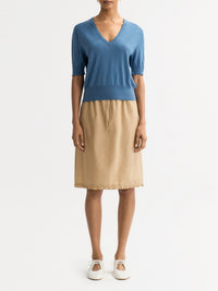 Featherlight V-neck cashmere top - Blue