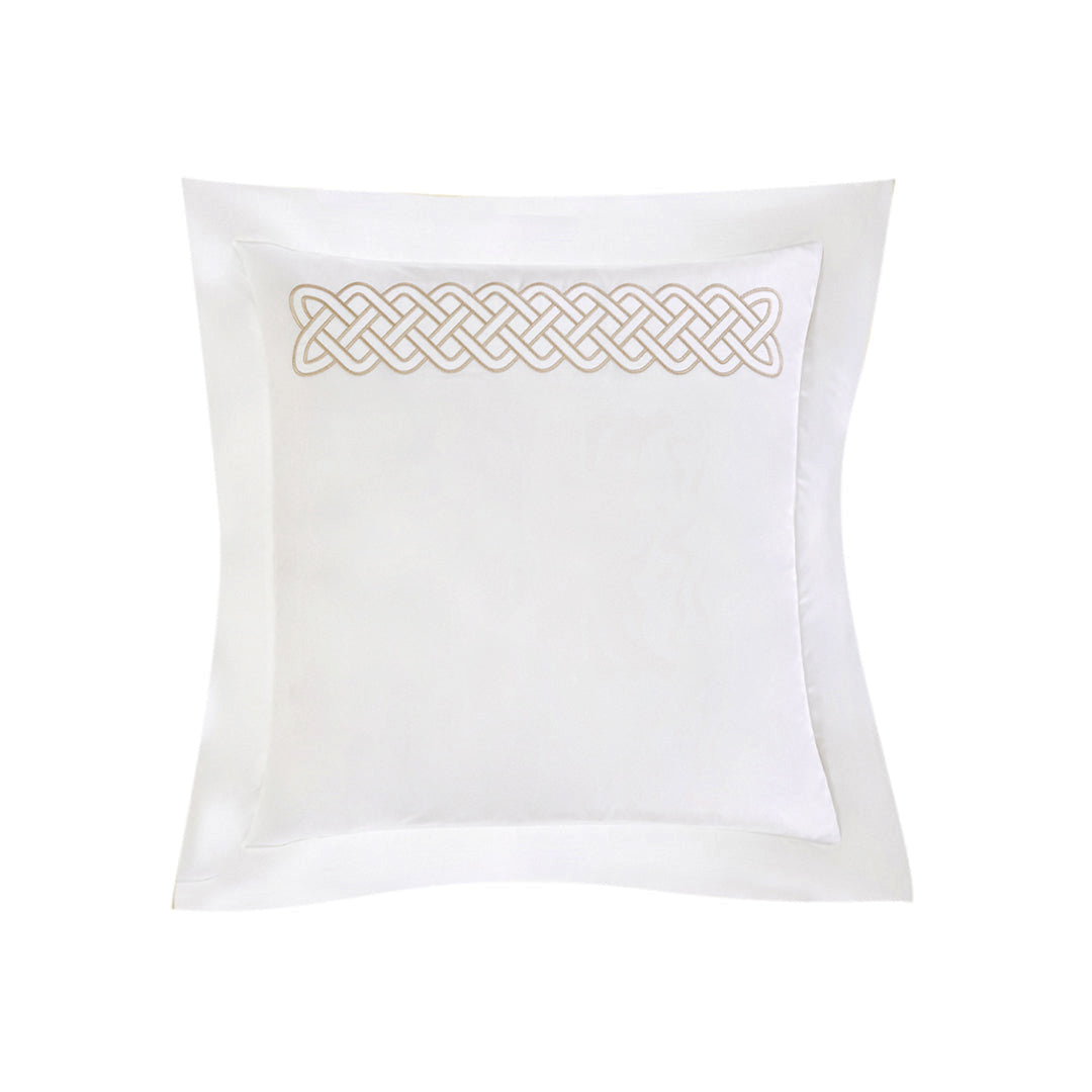 INTRECCIO  EMBROIDERY