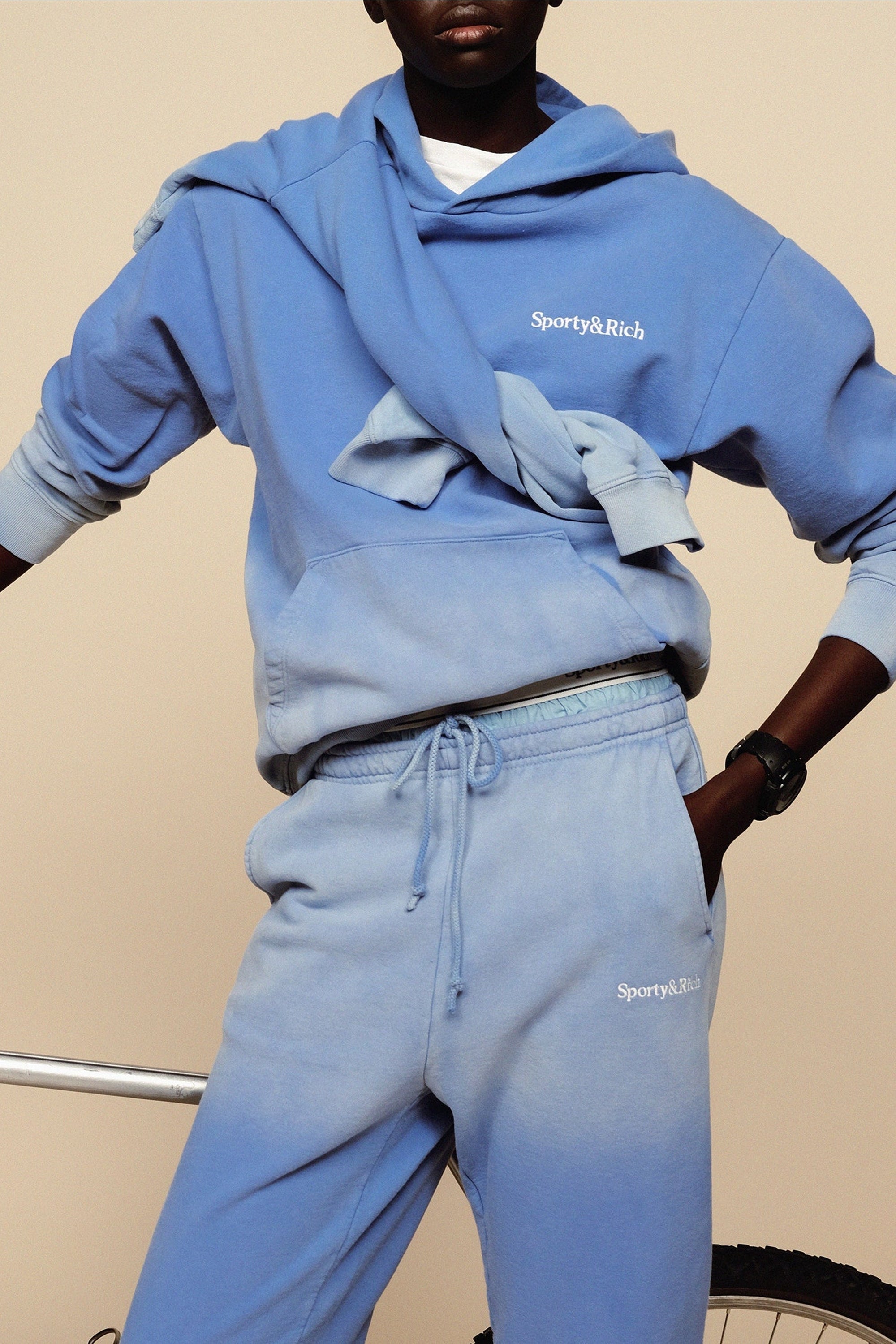 Pantalon de survêtement Script à broderie - Dip Dye Blue