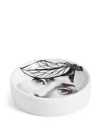 Tema e Variazioni n°24 round porcelain ashtray - Black & White