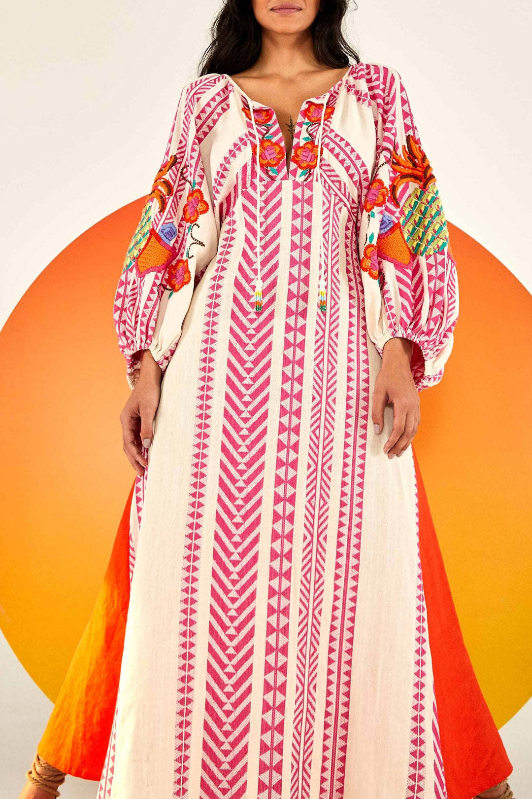 Robe longue brodée en coton - Rose