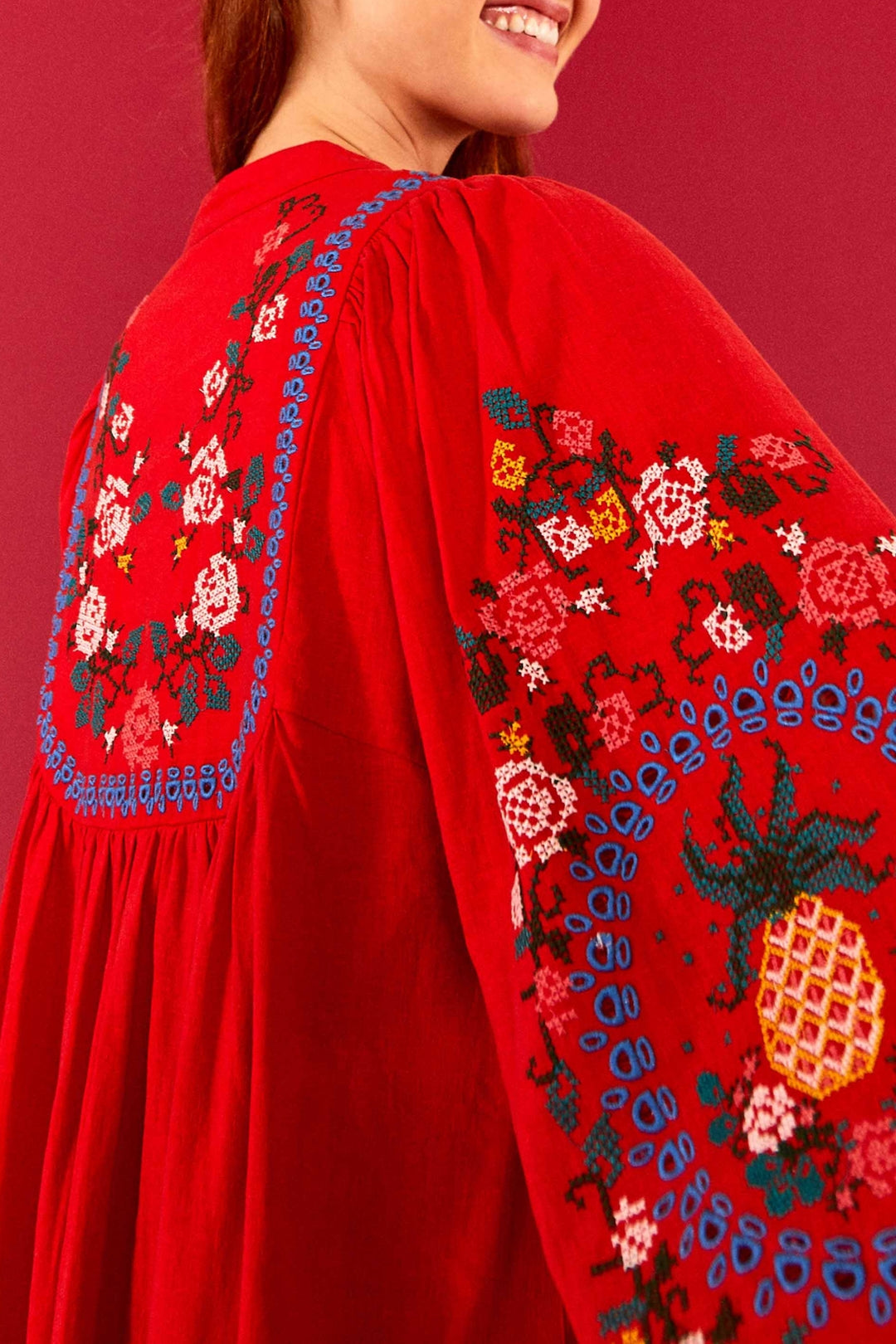 Robe midi brodée en lin - Rouge